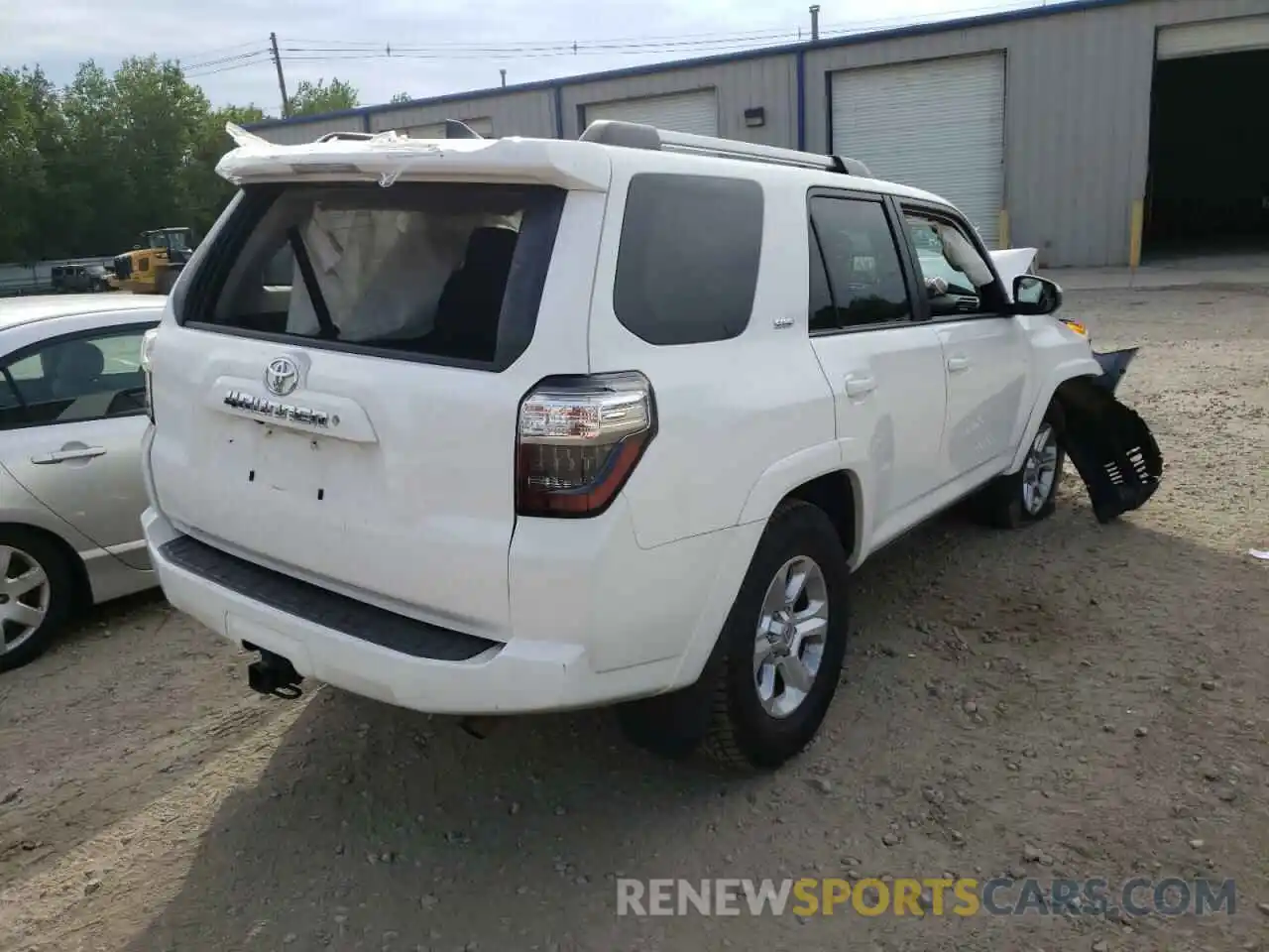 4 Photograph of a damaged car JTEZU5JR2K5199124 TOYOTA 4RUNNER 2019