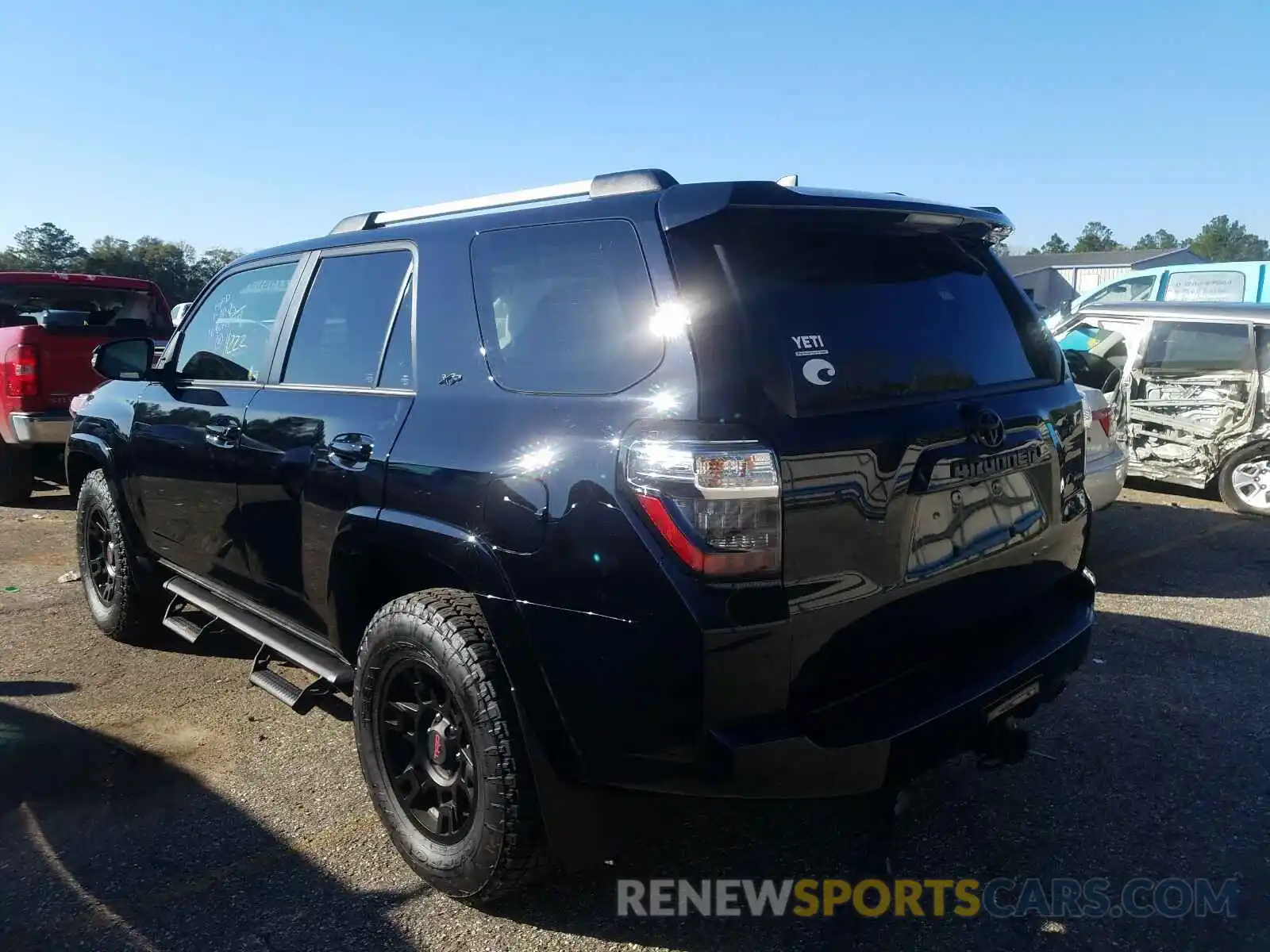 3 Photograph of a damaged car JTEZU5JR2K5201857 TOYOTA 4RUNNER 2019