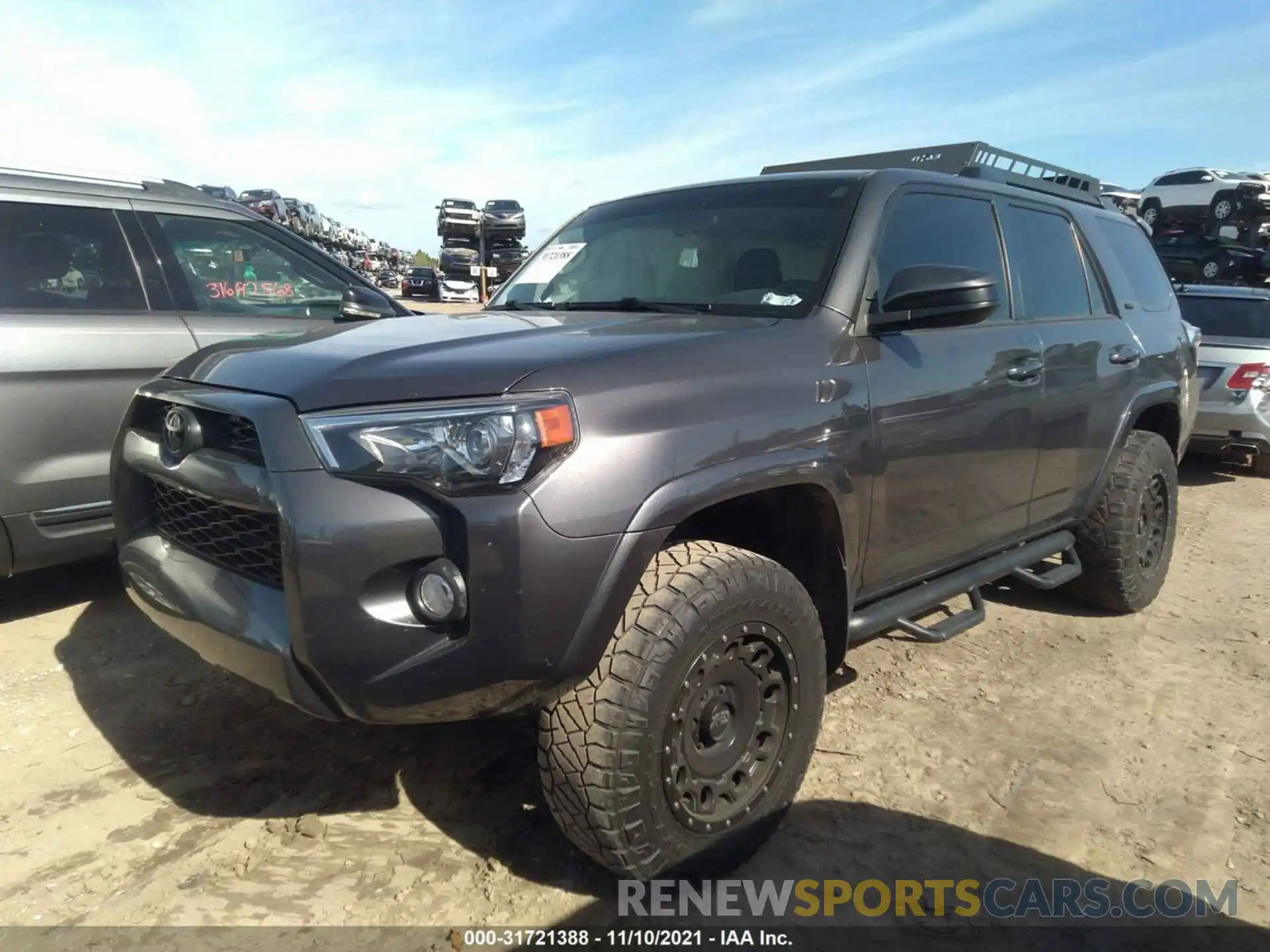 2 Photograph of a damaged car JTEZU5JR2K5202684 TOYOTA 4RUNNER 2019