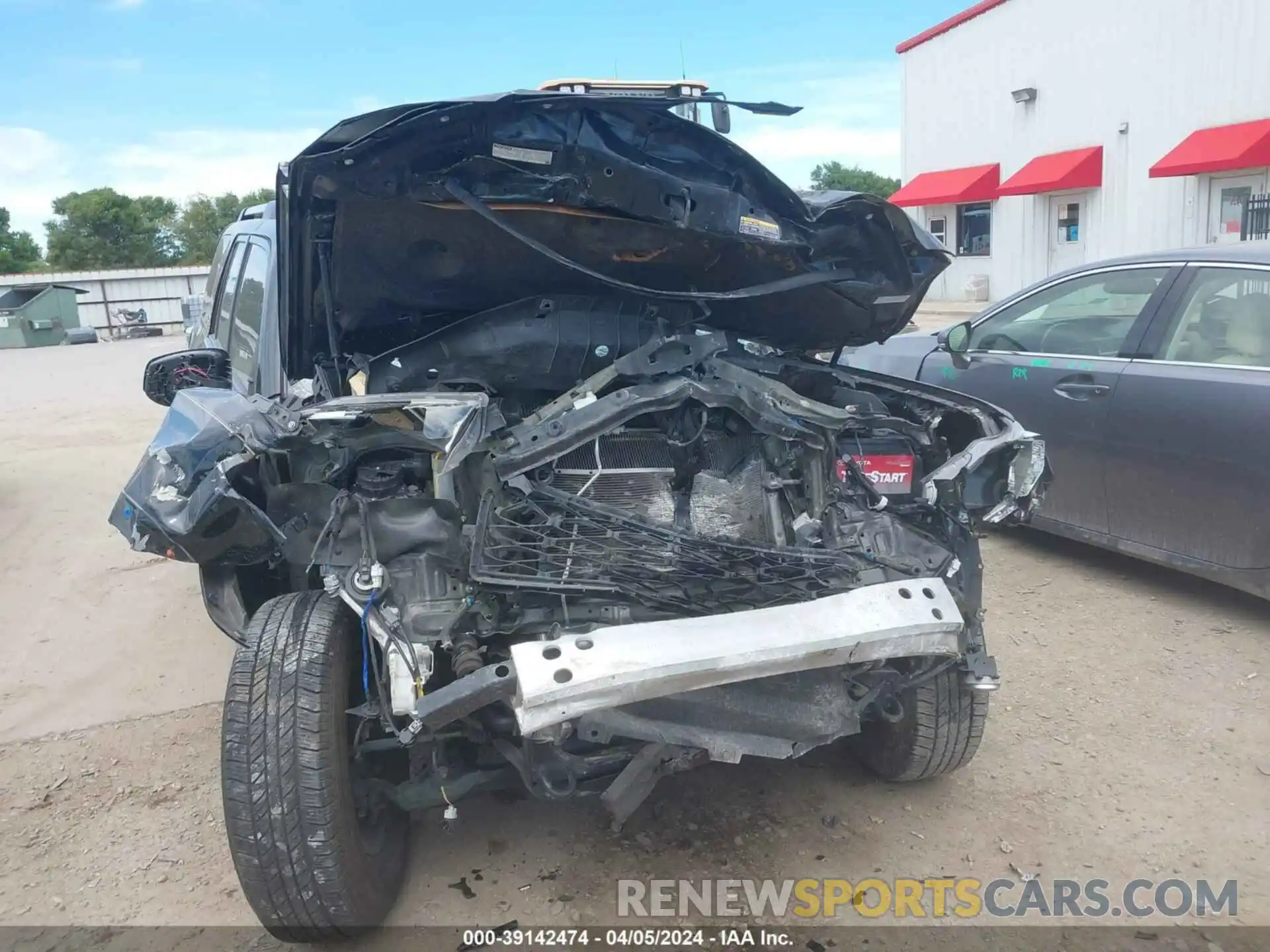 6 Photograph of a damaged car JTEZU5JR2K5203494 TOYOTA 4RUNNER 2019