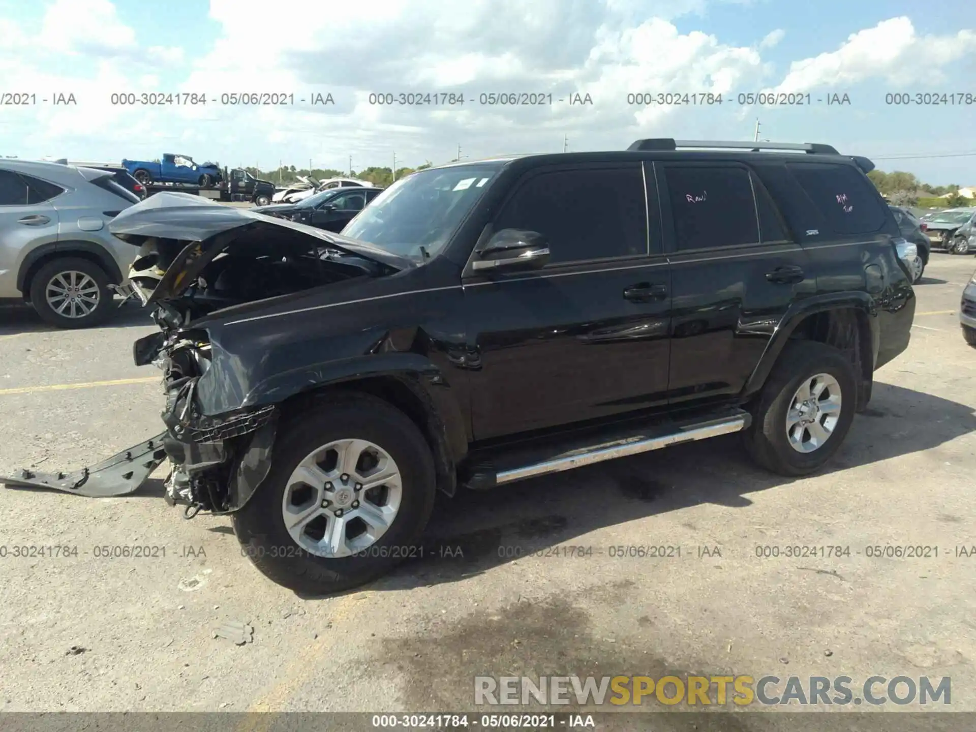 2 Photograph of a damaged car JTEZU5JR2K5204225 TOYOTA 4RUNNER 2019