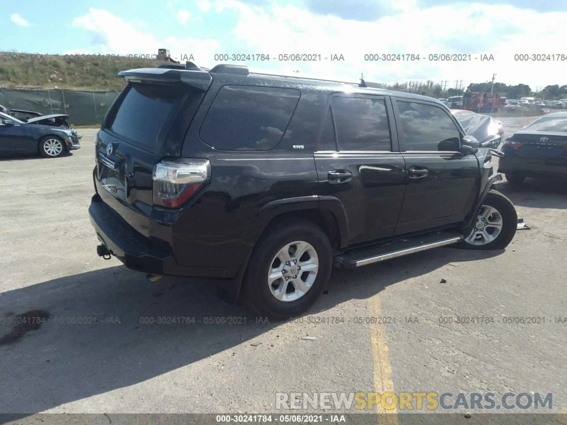 4 Фотография поврежденного автомобиля JTEZU5JR2K5204225 TOYOTA 4RUNNER 2019