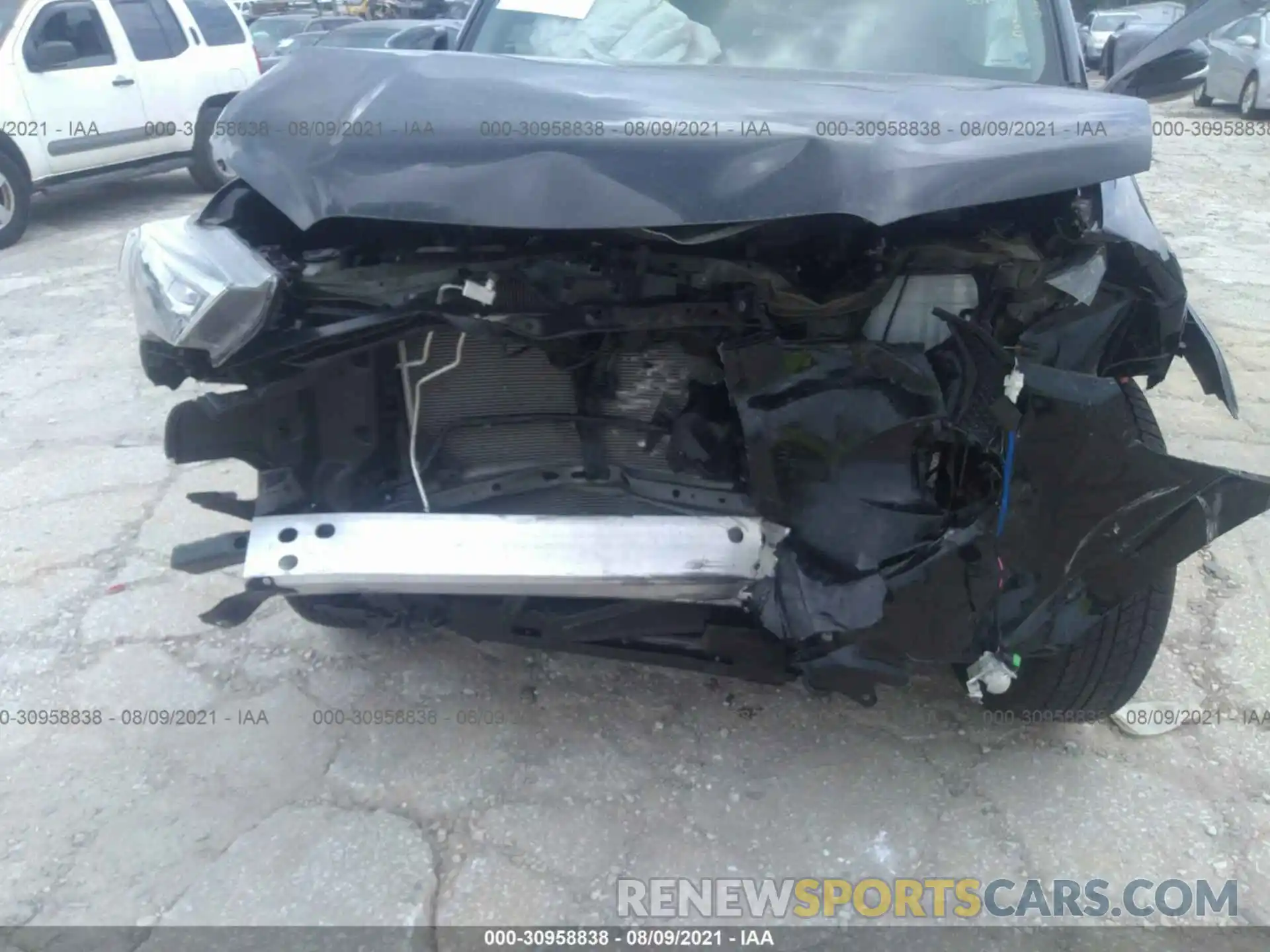 6 Photograph of a damaged car JTEZU5JR2K5207027 TOYOTA 4RUNNER 2019