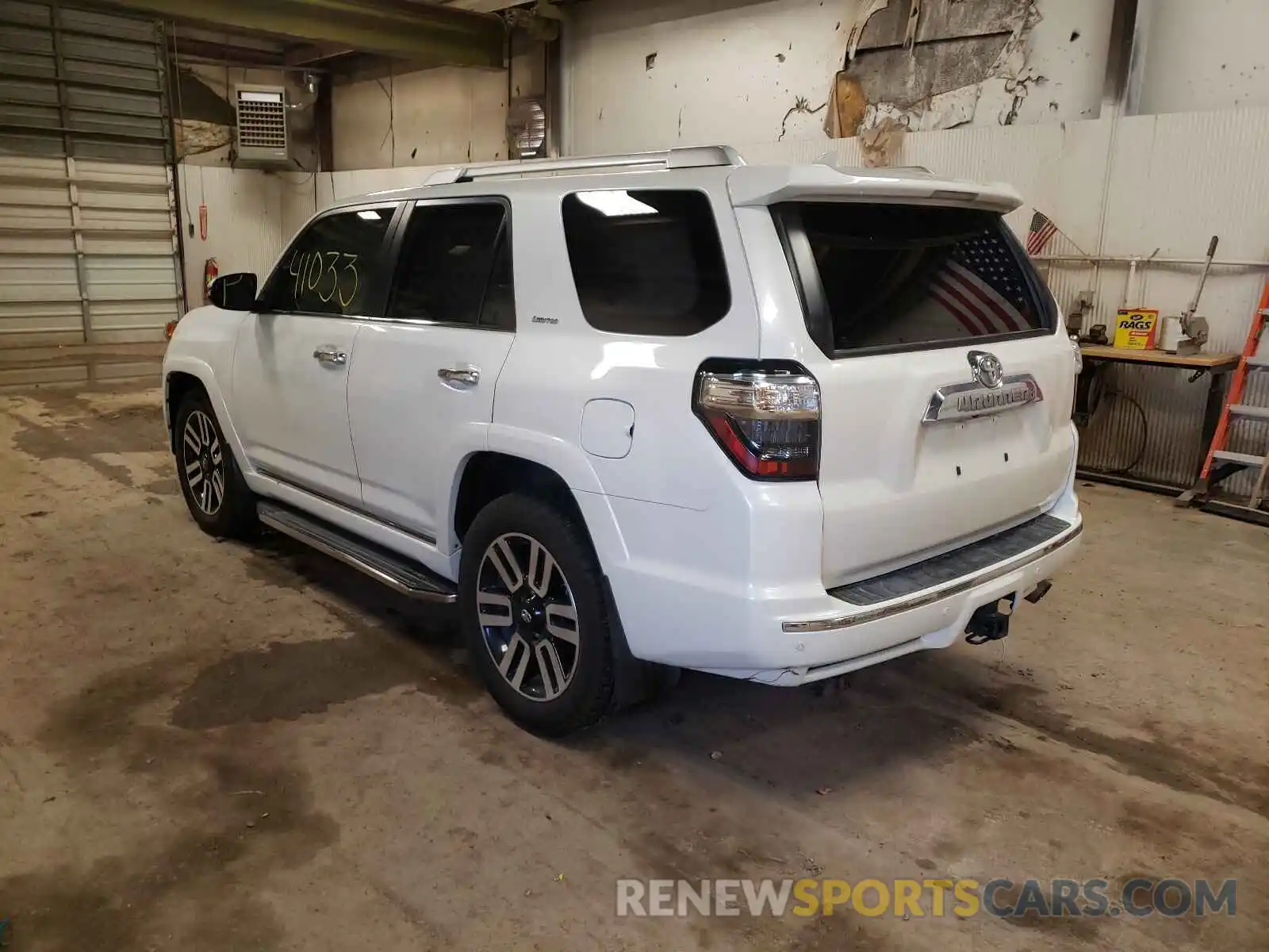 3 Фотография поврежденного автомобиля JTEZU5JR2K5207609 TOYOTA 4RUNNER 2019