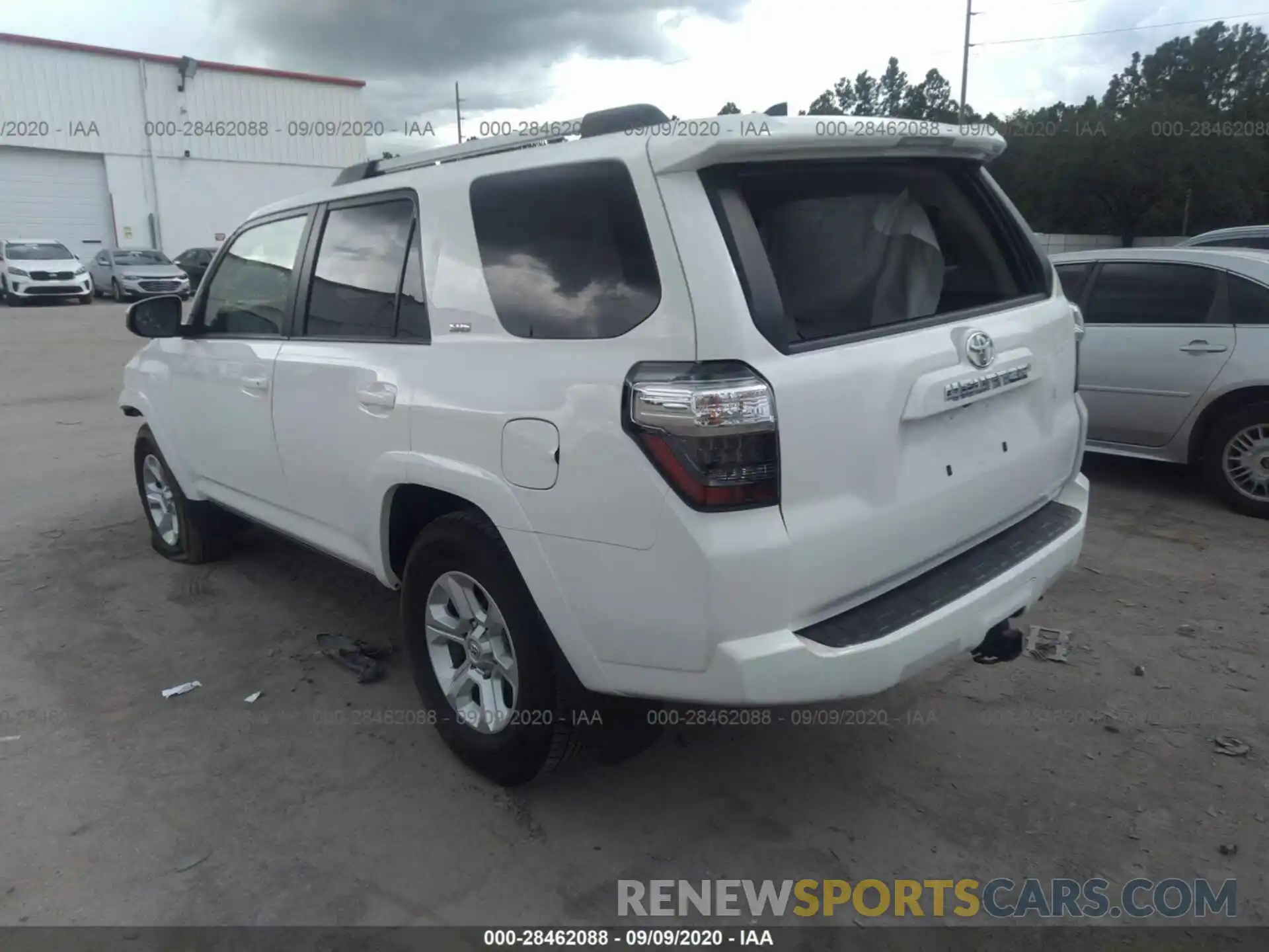 3 Photograph of a damaged car JTEZU5JR2K5207884 TOYOTA 4RUNNER 2019