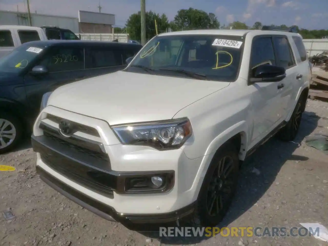 2 Photograph of a damaged car JTEZU5JR2K5208310 TOYOTA 4RUNNER 2019