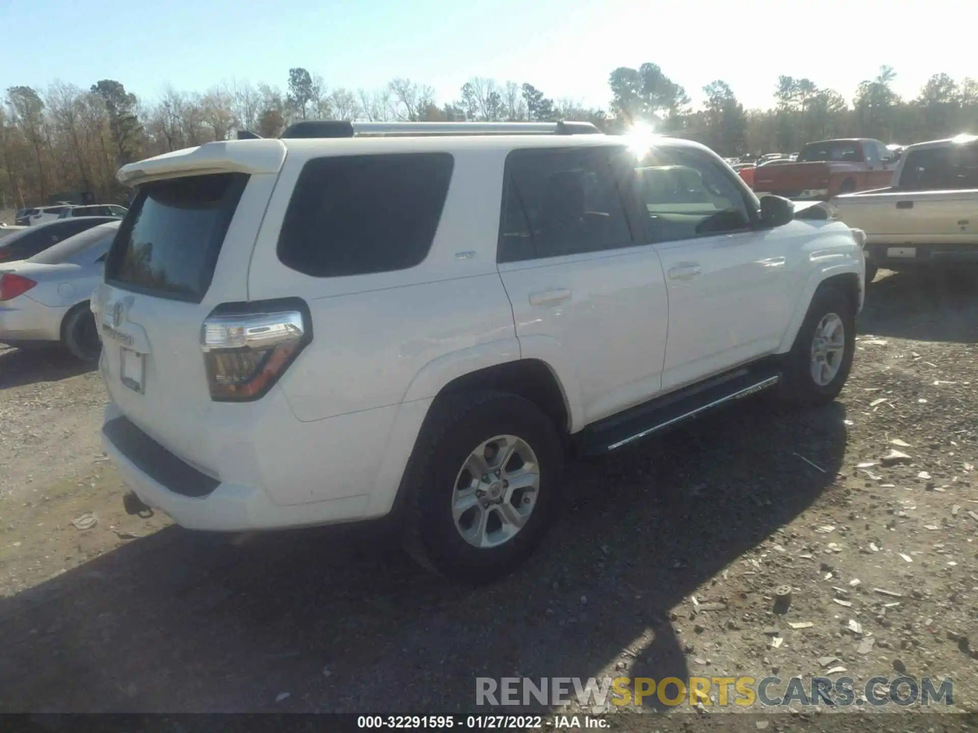 4 Фотография поврежденного автомобиля JTEZU5JR2K5210932 TOYOTA 4RUNNER 2019