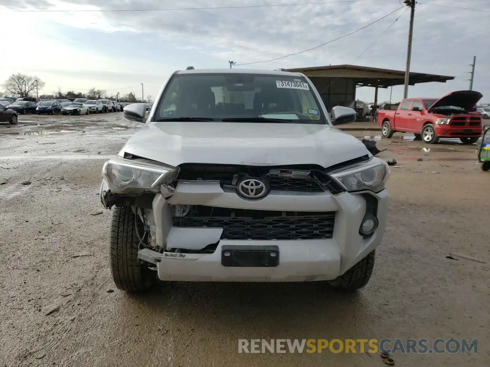 9 Photograph of a damaged car JTEZU5JR2K5212048 TOYOTA 4RUNNER 2019