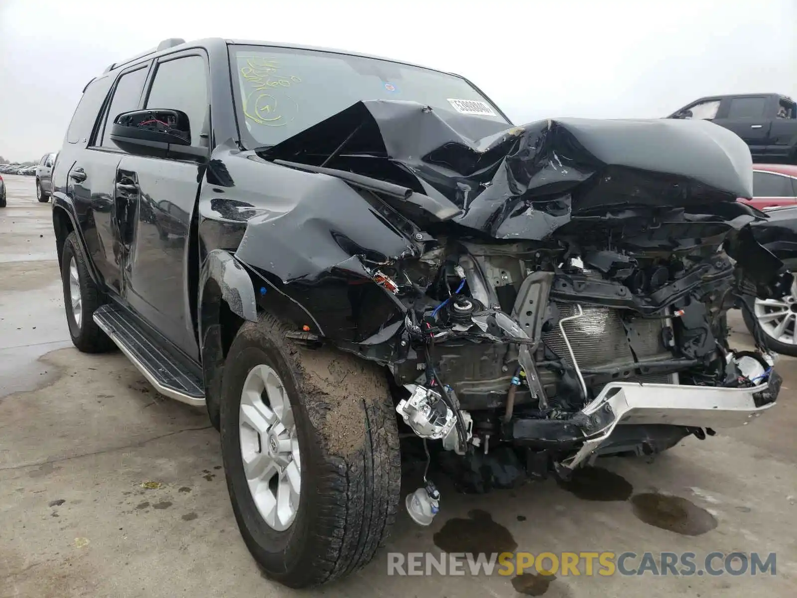 1 Photograph of a damaged car JTEZU5JR2K5212776 TOYOTA 4RUNNER 2019