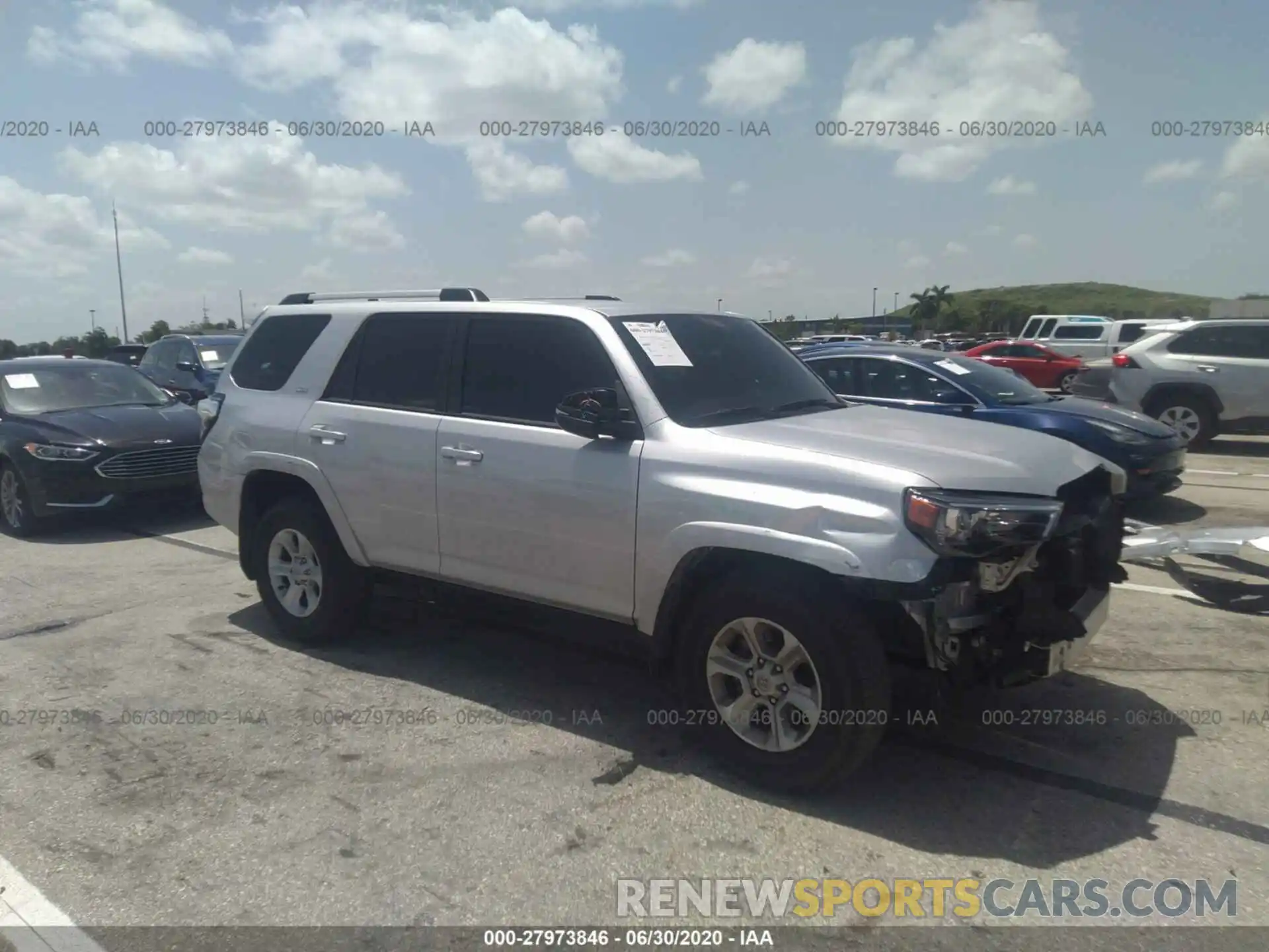 1 Photograph of a damaged car JTEZU5JR3K5193610 TOYOTA 4RUNNER 2019