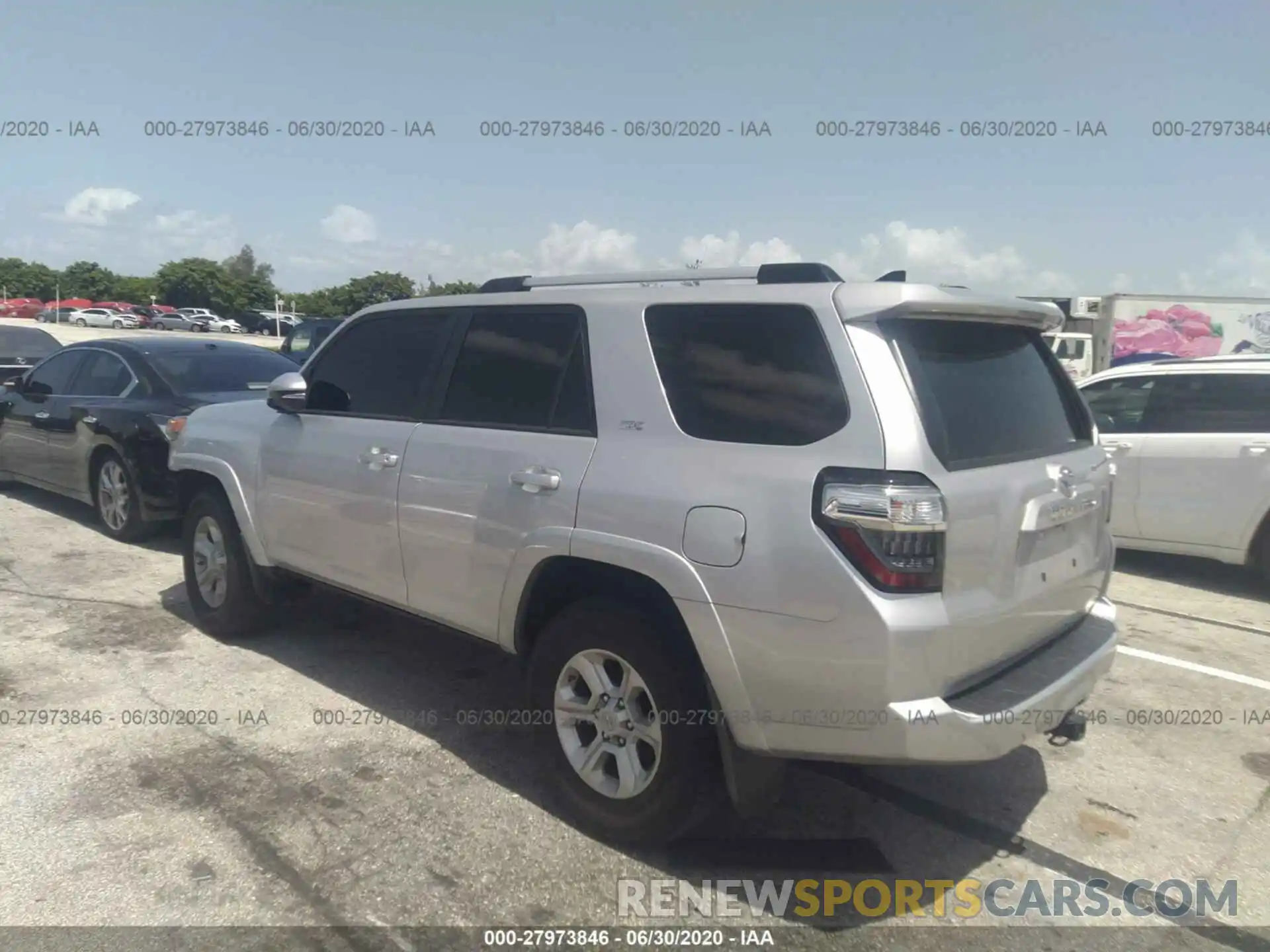 3 Photograph of a damaged car JTEZU5JR3K5193610 TOYOTA 4RUNNER 2019