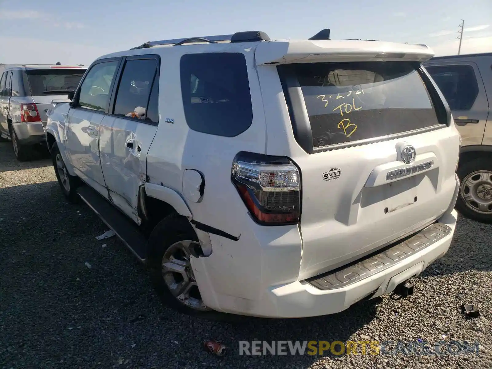 3 Photograph of a damaged car JTEZU5JR3K5193767 TOYOTA 4RUNNER 2019