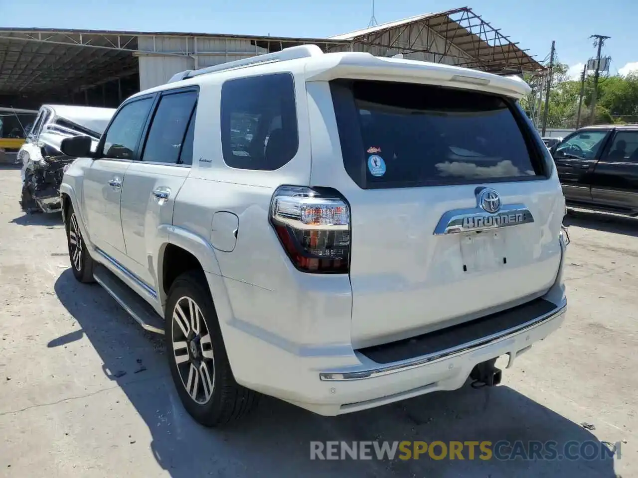 3 Photograph of a damaged car JTEZU5JR3K5195146 TOYOTA 4RUNNER 2019