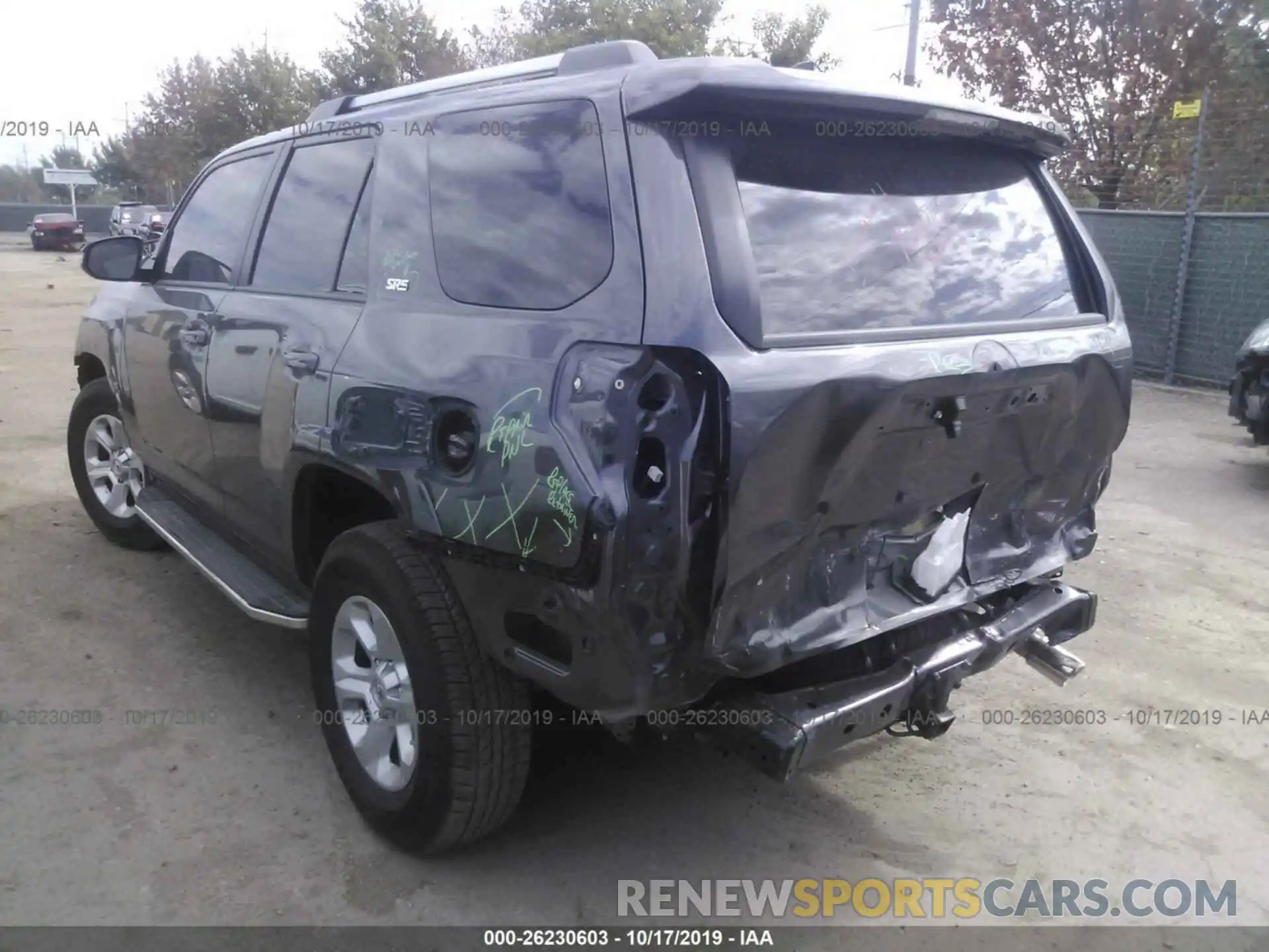 3 Photograph of a damaged car JTEZU5JR3K5195812 TOYOTA 4RUNNER 2019