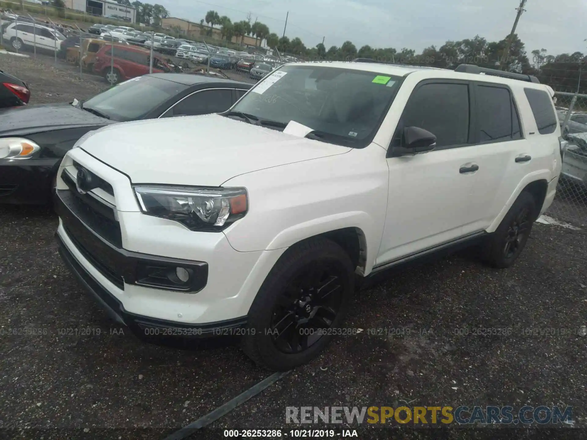 2 Photograph of a damaged car JTEZU5JR3K5196264 TOYOTA 4RUNNER 2019