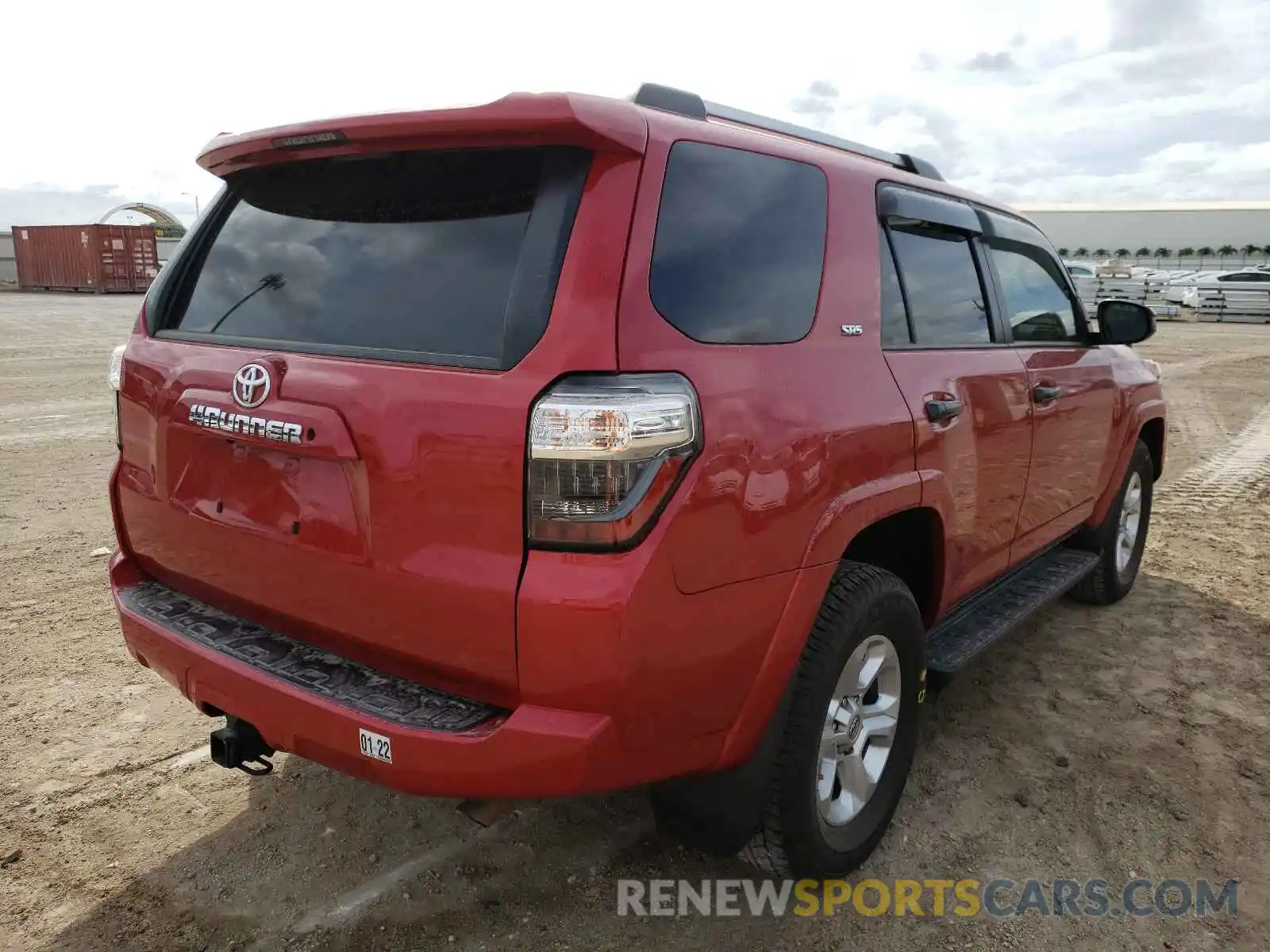 4 Photograph of a damaged car JTEZU5JR3K5197995 TOYOTA 4RUNNER 2019