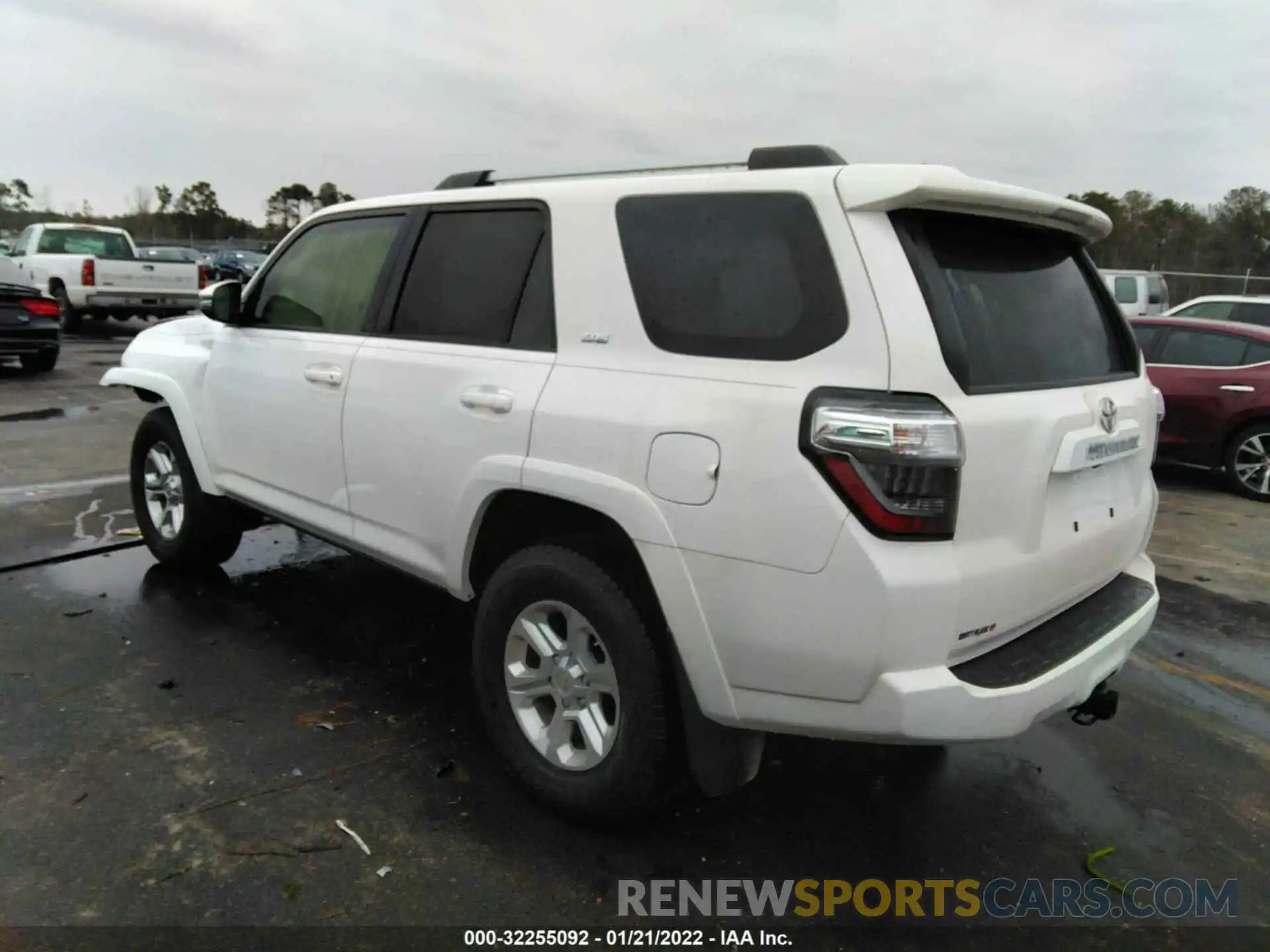 3 Photograph of a damaged car JTEZU5JR3K5199553 TOYOTA 4RUNNER 2019