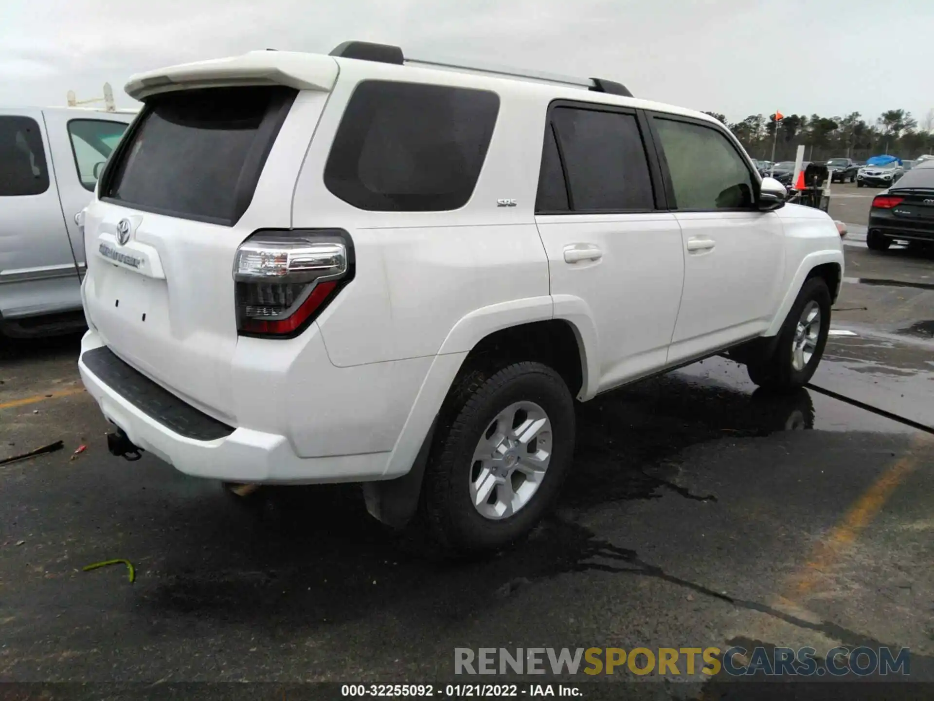 4 Фотография поврежденного автомобиля JTEZU5JR3K5199553 TOYOTA 4RUNNER 2019