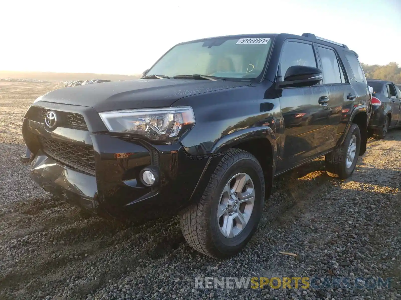 2 Photograph of a damaged car JTEZU5JR3K5204721 TOYOTA 4RUNNER 2019