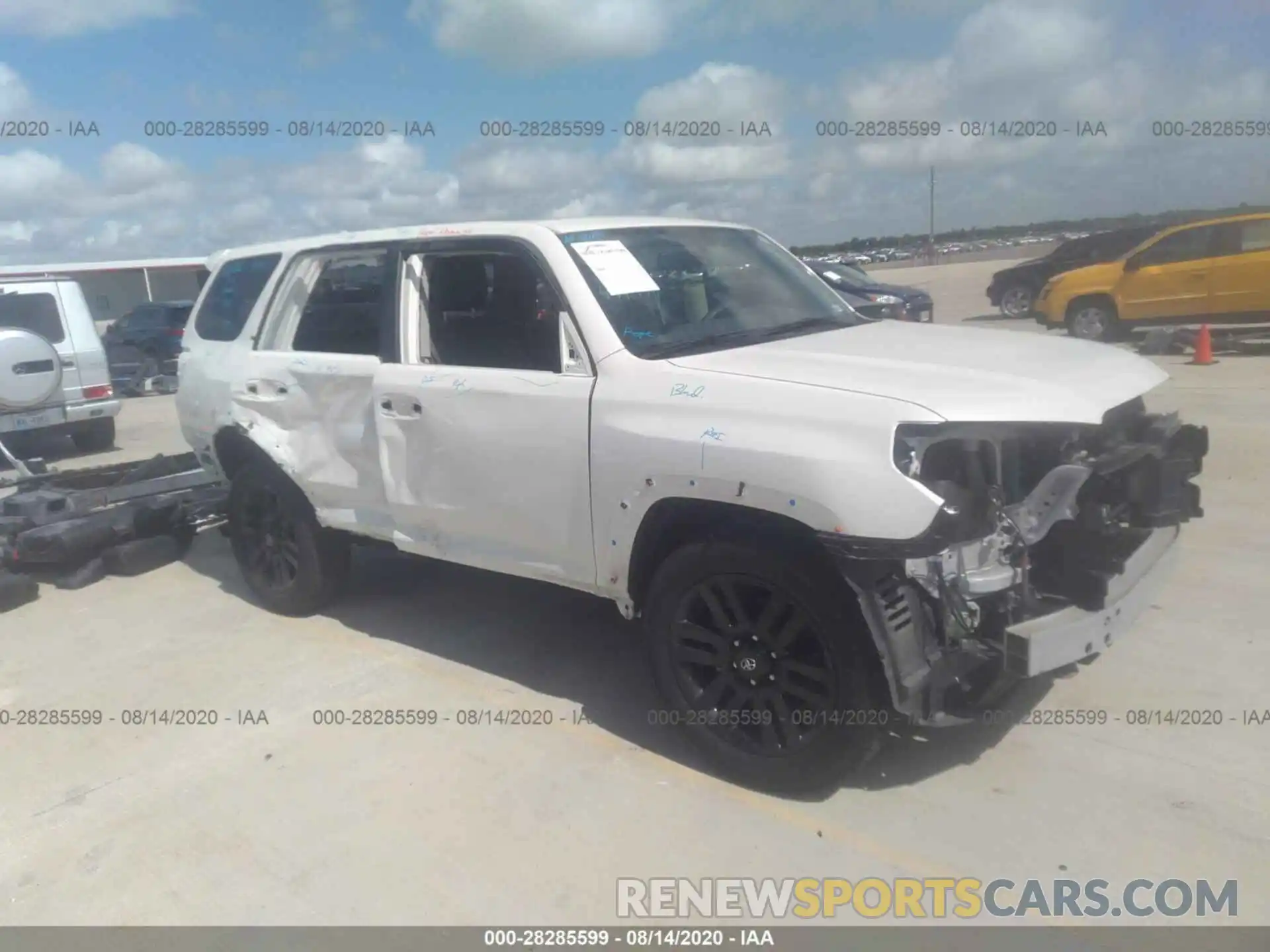 1 Photograph of a damaged car JTEZU5JR3K5206503 TOYOTA 4RUNNER 2019