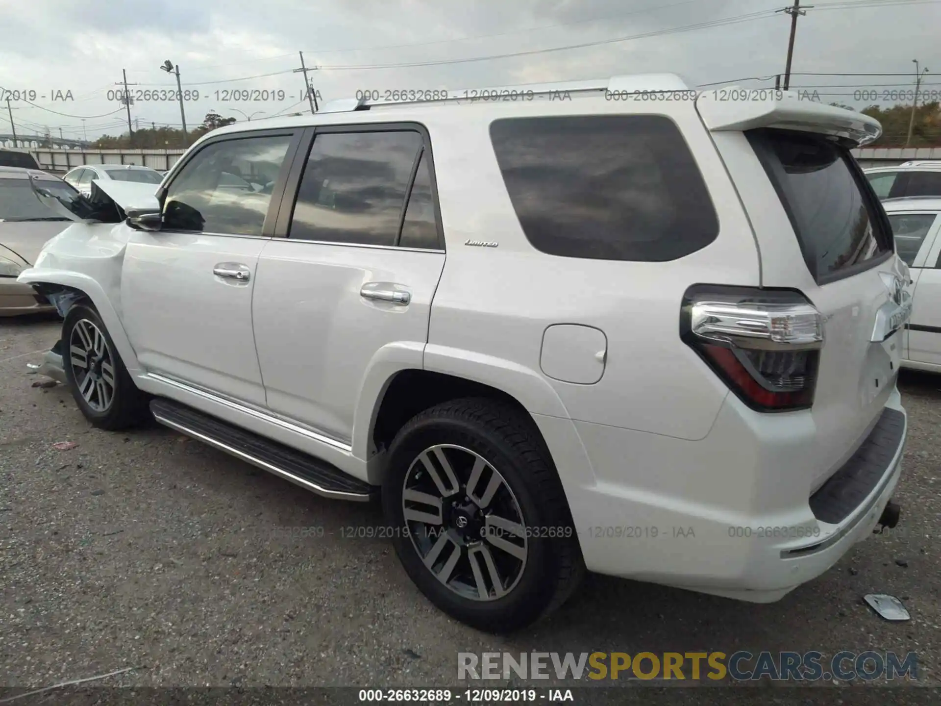 3 Photograph of a damaged car JTEZU5JR3K5206680 TOYOTA 4RUNNER 2019