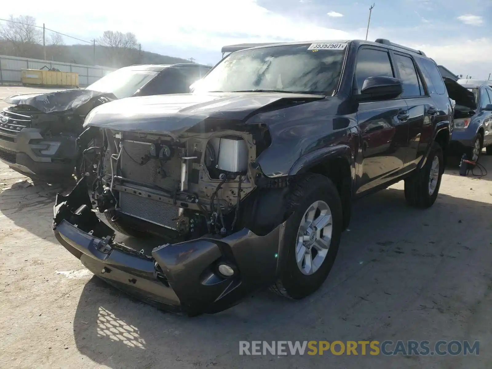 2 Photograph of a damaged car JTEZU5JR3K5212088 TOYOTA 4RUNNER 2019