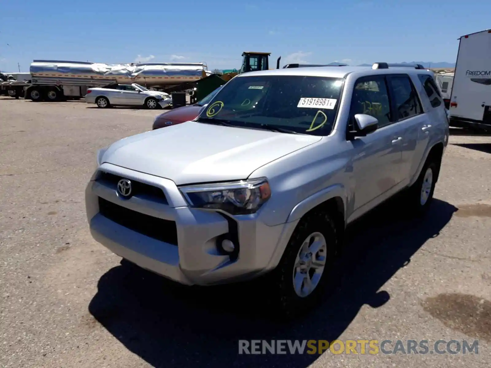 2 Photograph of a damaged car JTEZU5JR3K5212298 TOYOTA 4RUNNER 2019