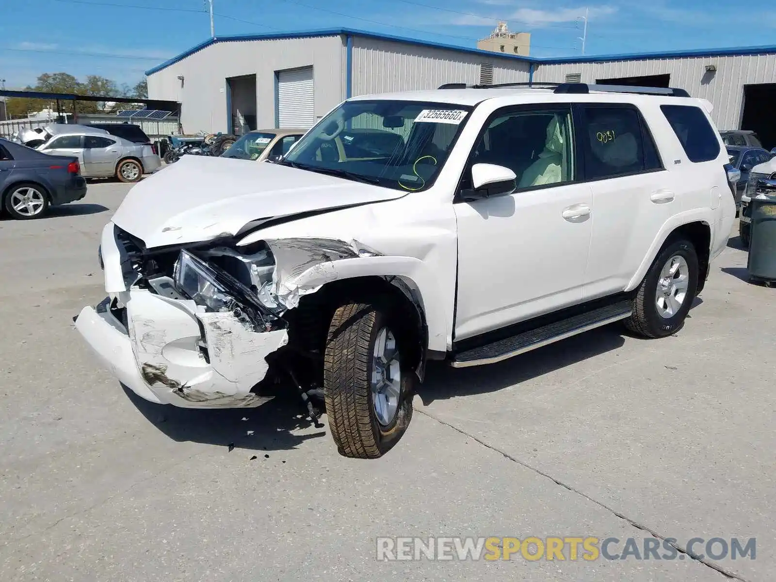 2 Photograph of a damaged car JTEZU5JR3K5213502 TOYOTA 4RUNNER 2019