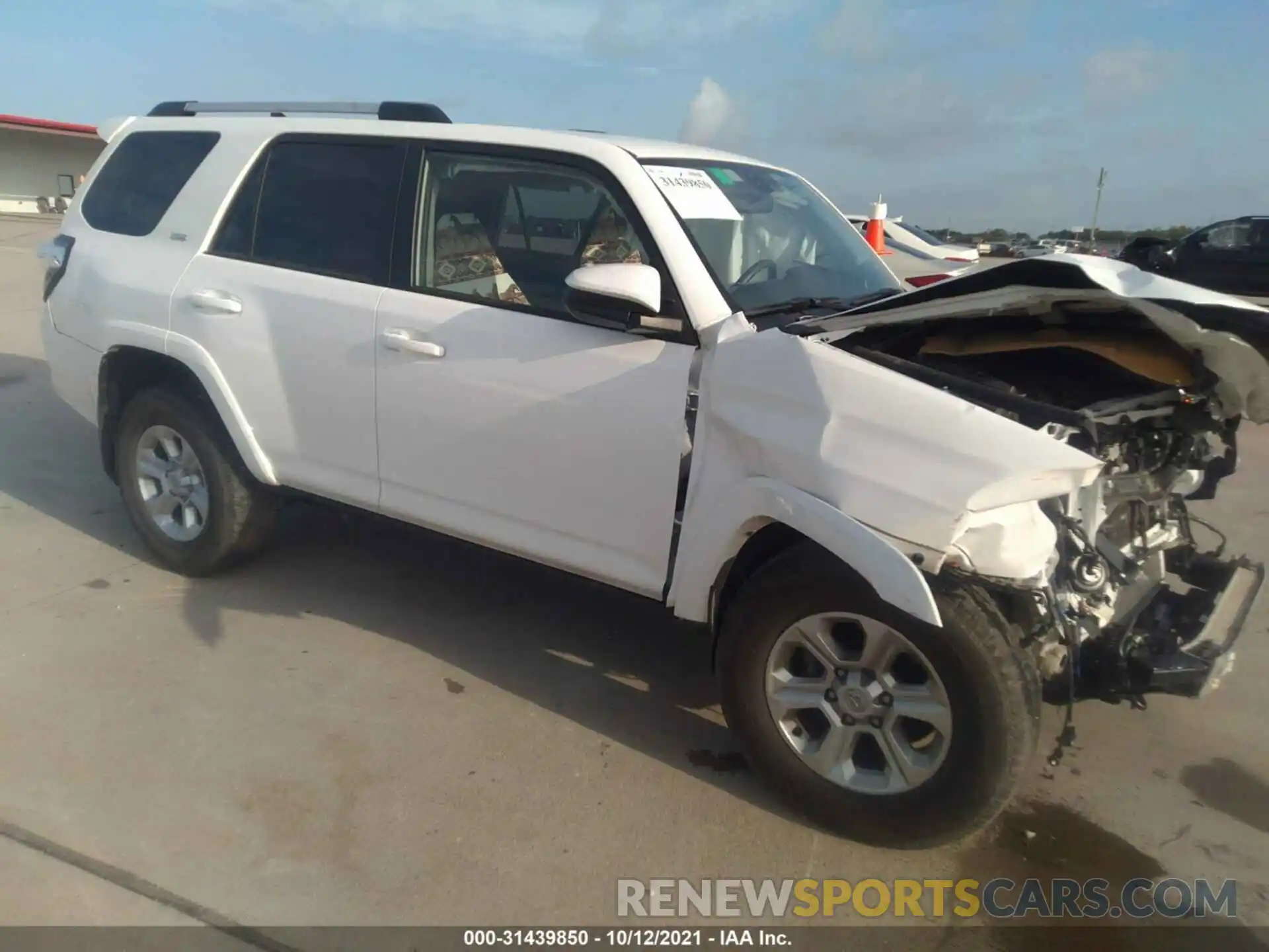 1 Photograph of a damaged car JTEZU5JR4K5192921 TOYOTA 4RUNNER 2019