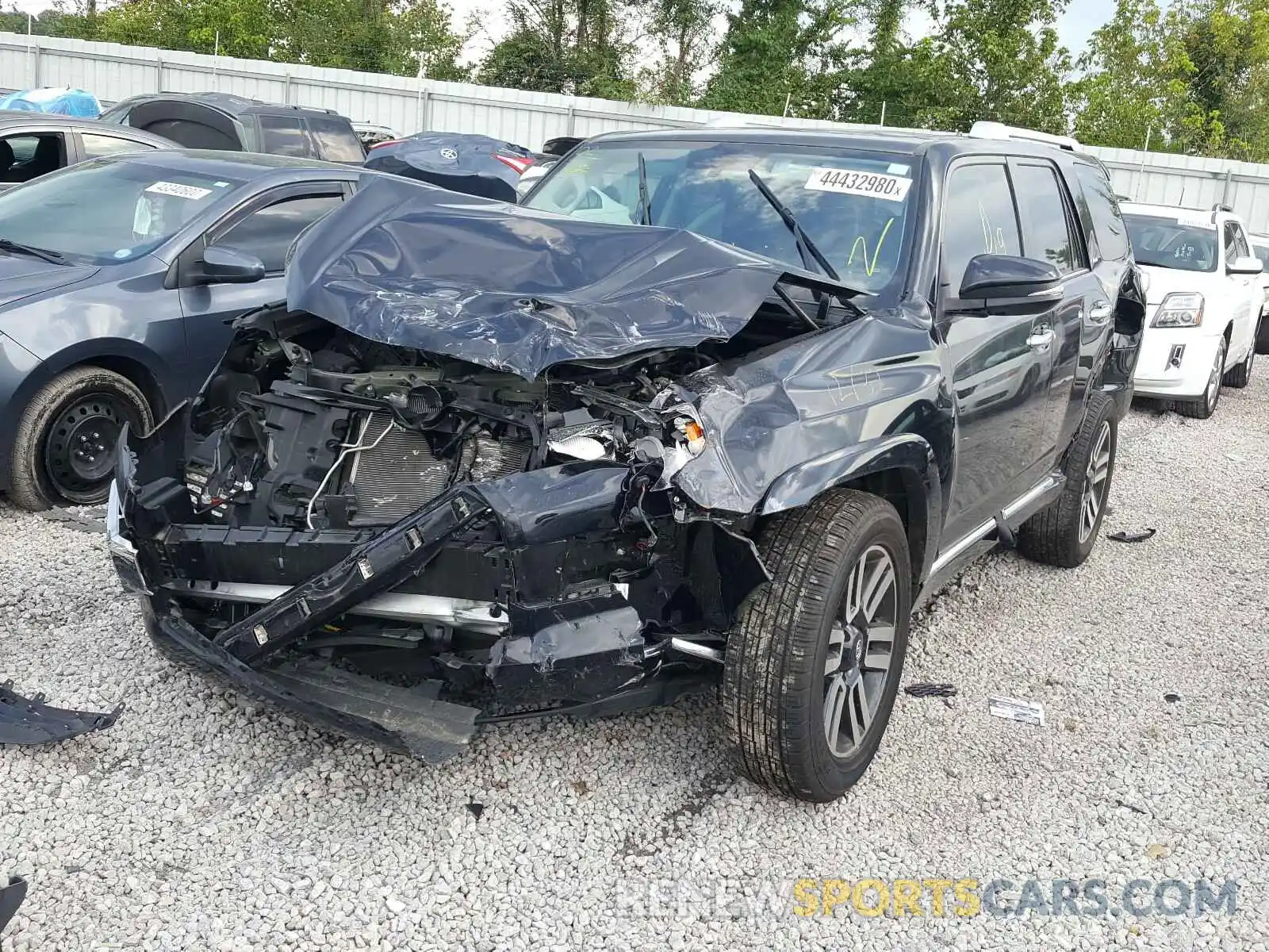 2 Photograph of a damaged car JTEZU5JR4K5197813 TOYOTA 4RUNNER 2019