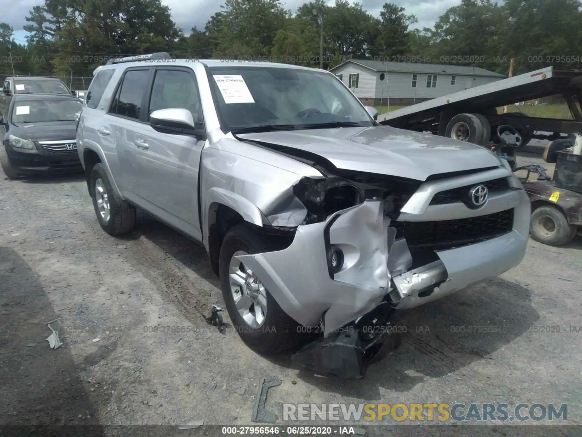 1 Photograph of a damaged car JTEZU5JR4K5199772 TOYOTA 4RUNNER 2019