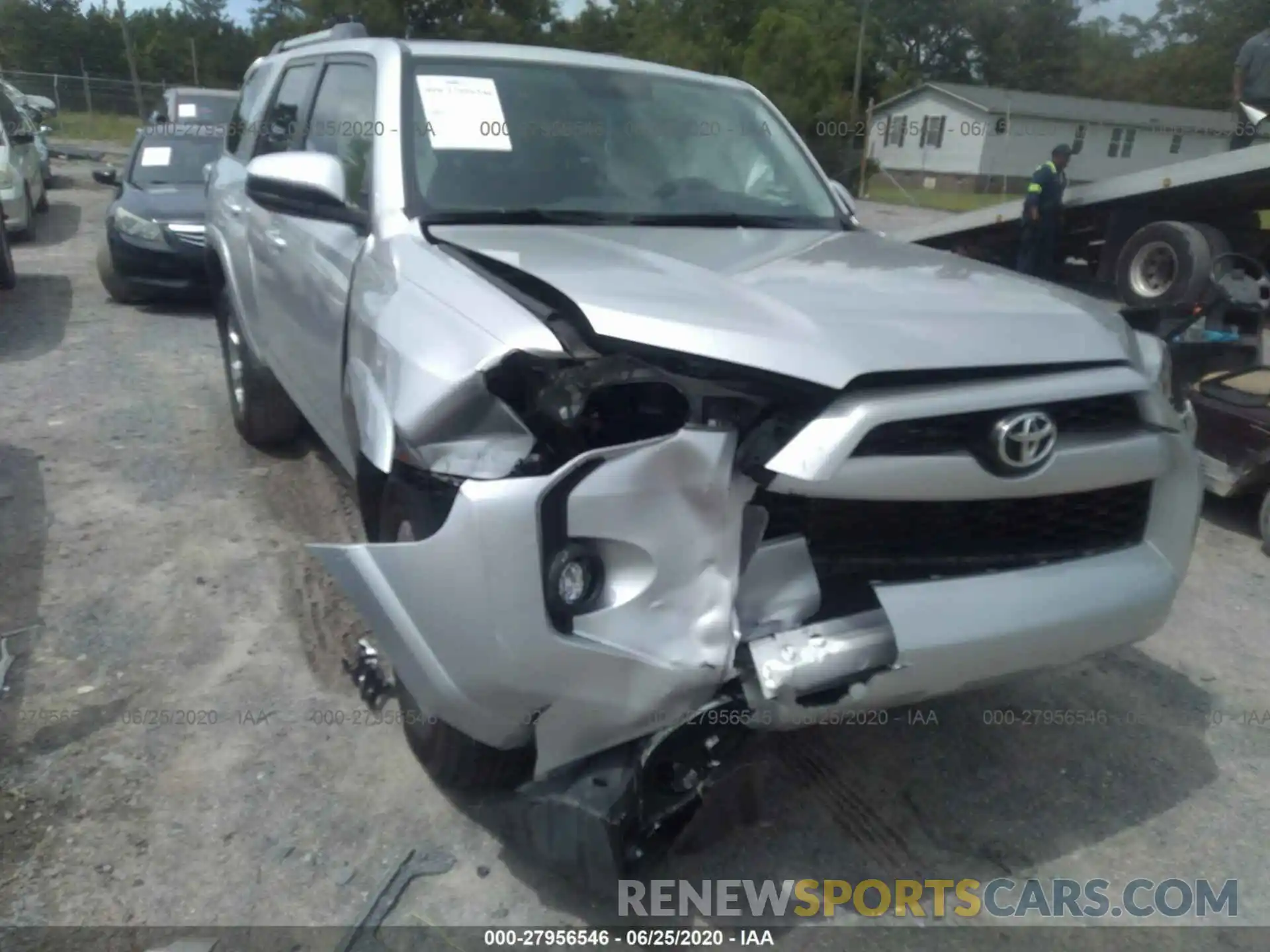 6 Photograph of a damaged car JTEZU5JR4K5199772 TOYOTA 4RUNNER 2019