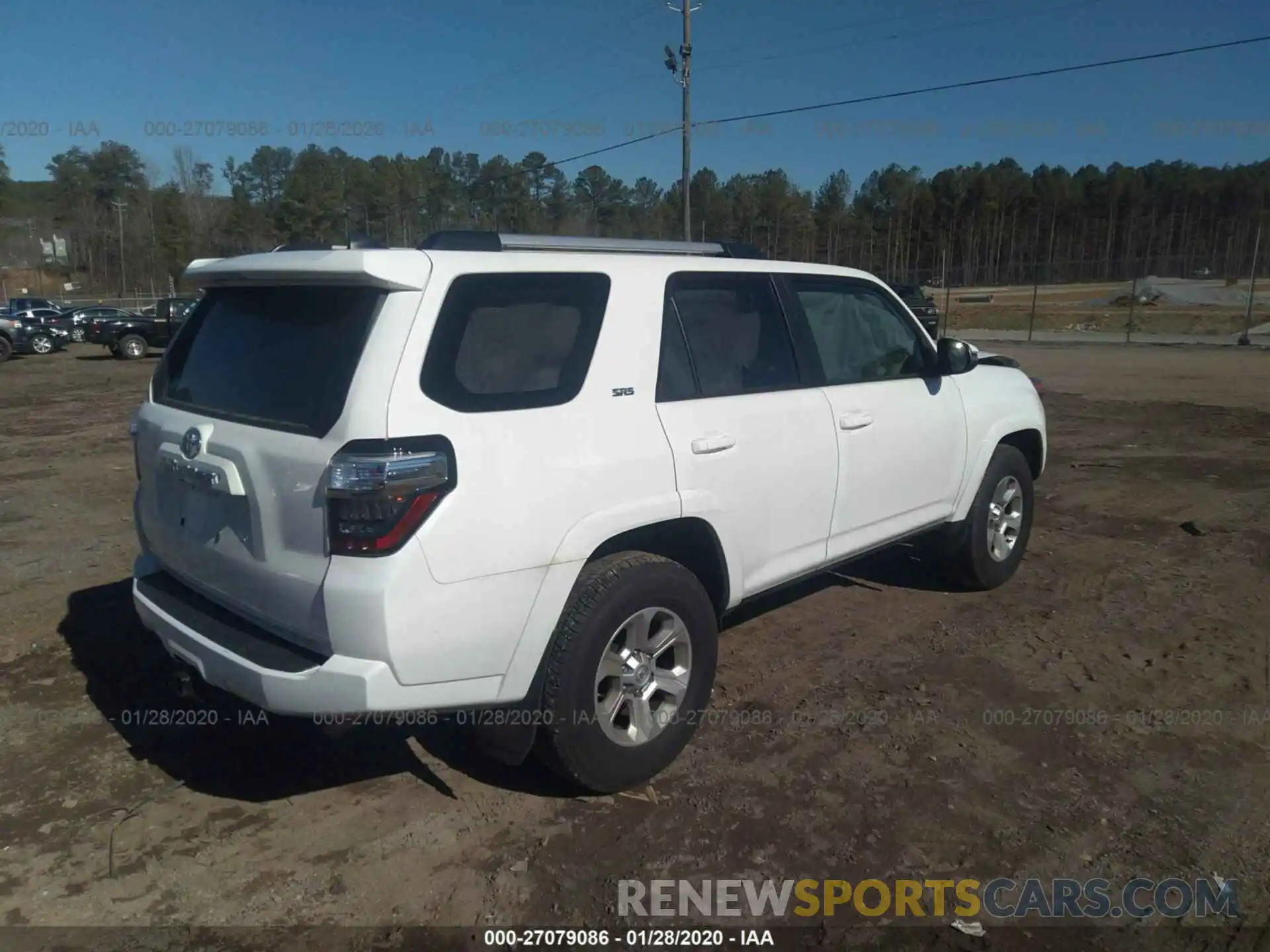 4 Photograph of a damaged car JTEZU5JR4K5200130 TOYOTA 4RUNNER 2019