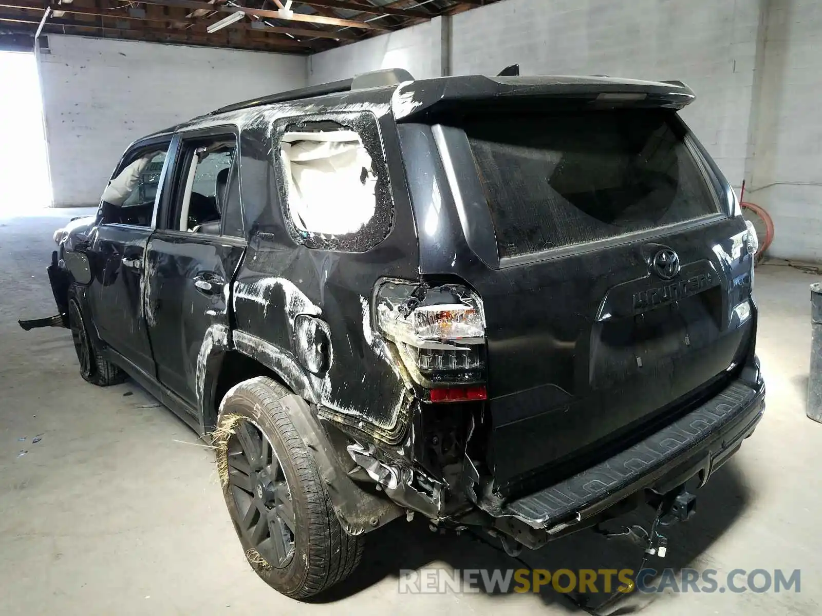 3 Фотография поврежденного автомобиля JTEZU5JR4K5200757 TOYOTA 4RUNNER 2019