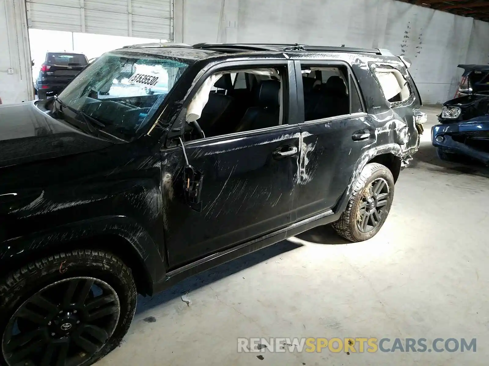 9 Photograph of a damaged car JTEZU5JR4K5200757 TOYOTA 4RUNNER 2019