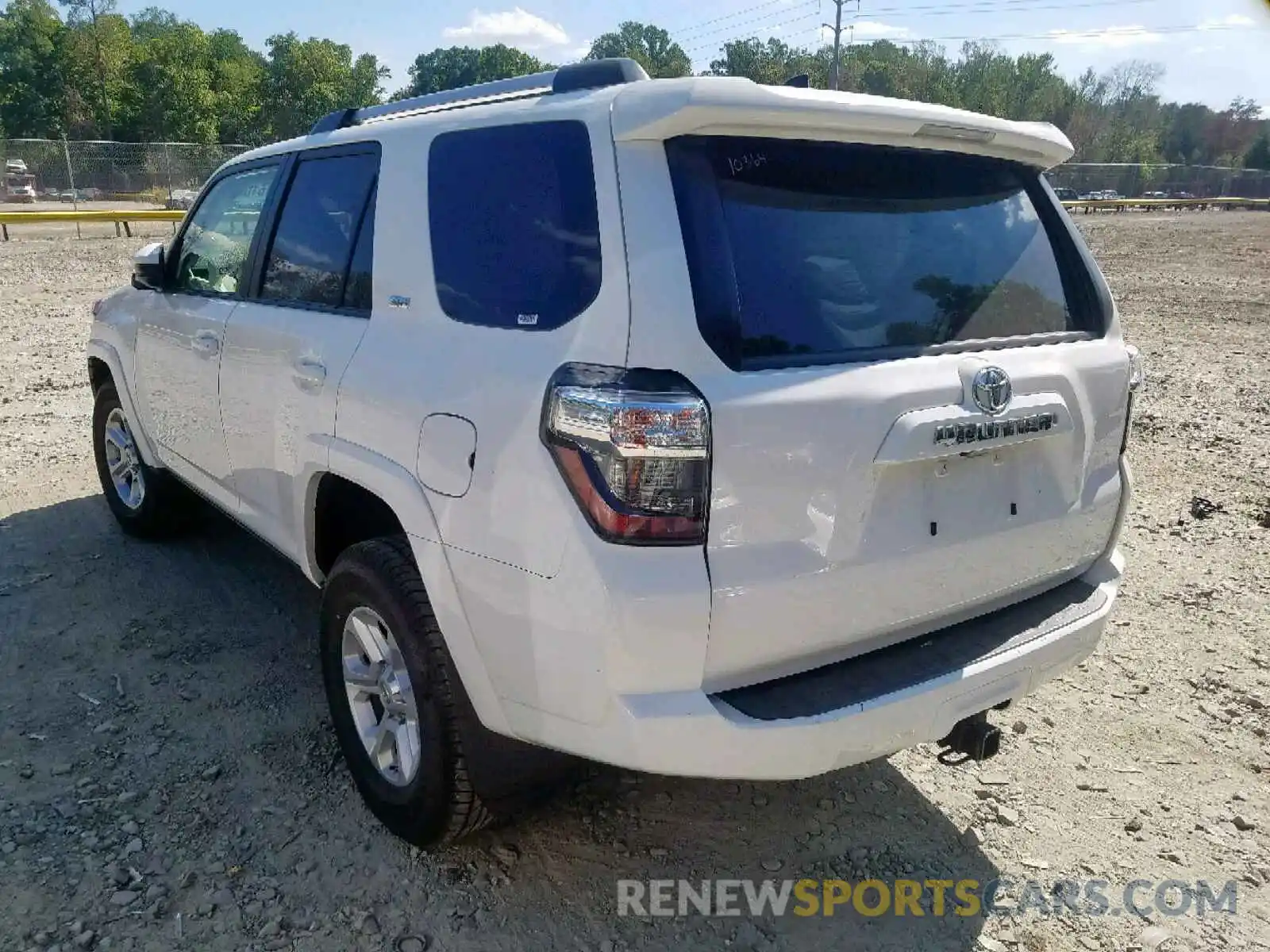 3 Photograph of a damaged car JTEZU5JR4K5202170 TOYOTA 4RUNNER 2019