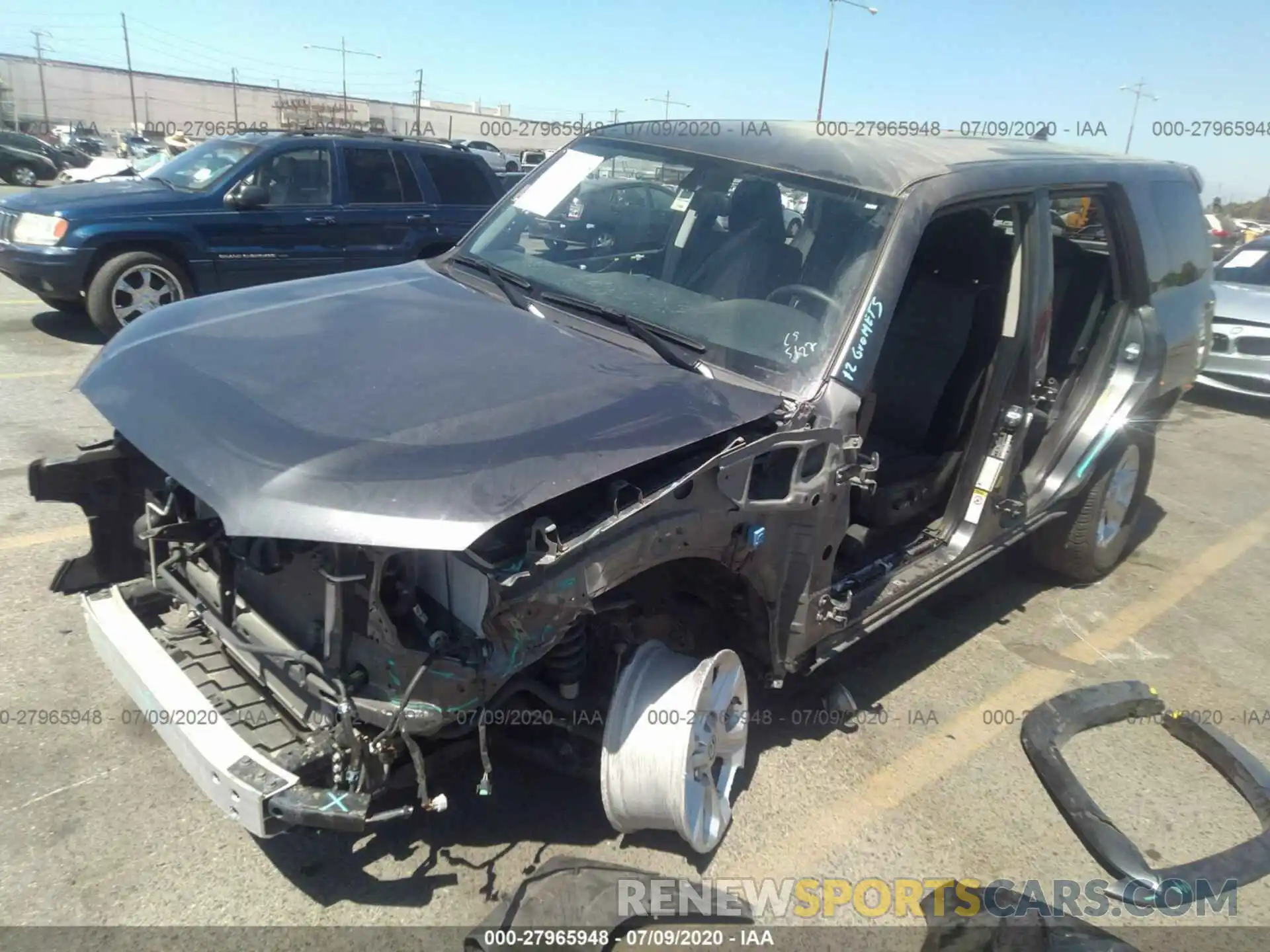 2 Photograph of a damaged car JTEZU5JR4K5203495 TOYOTA 4RUNNER 2019