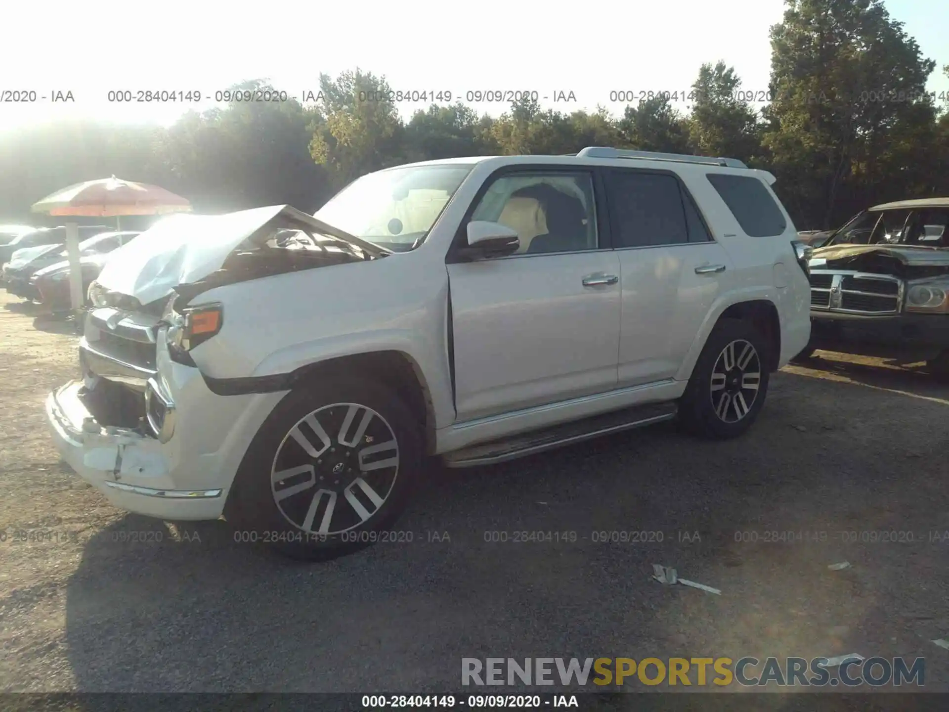 2 Photograph of a damaged car JTEZU5JR4K5204226 TOYOTA 4RUNNER 2019