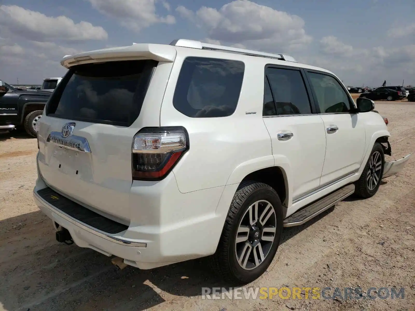 4 Photograph of a damaged car JTEZU5JR4K5206073 TOYOTA 4RUNNER 2019