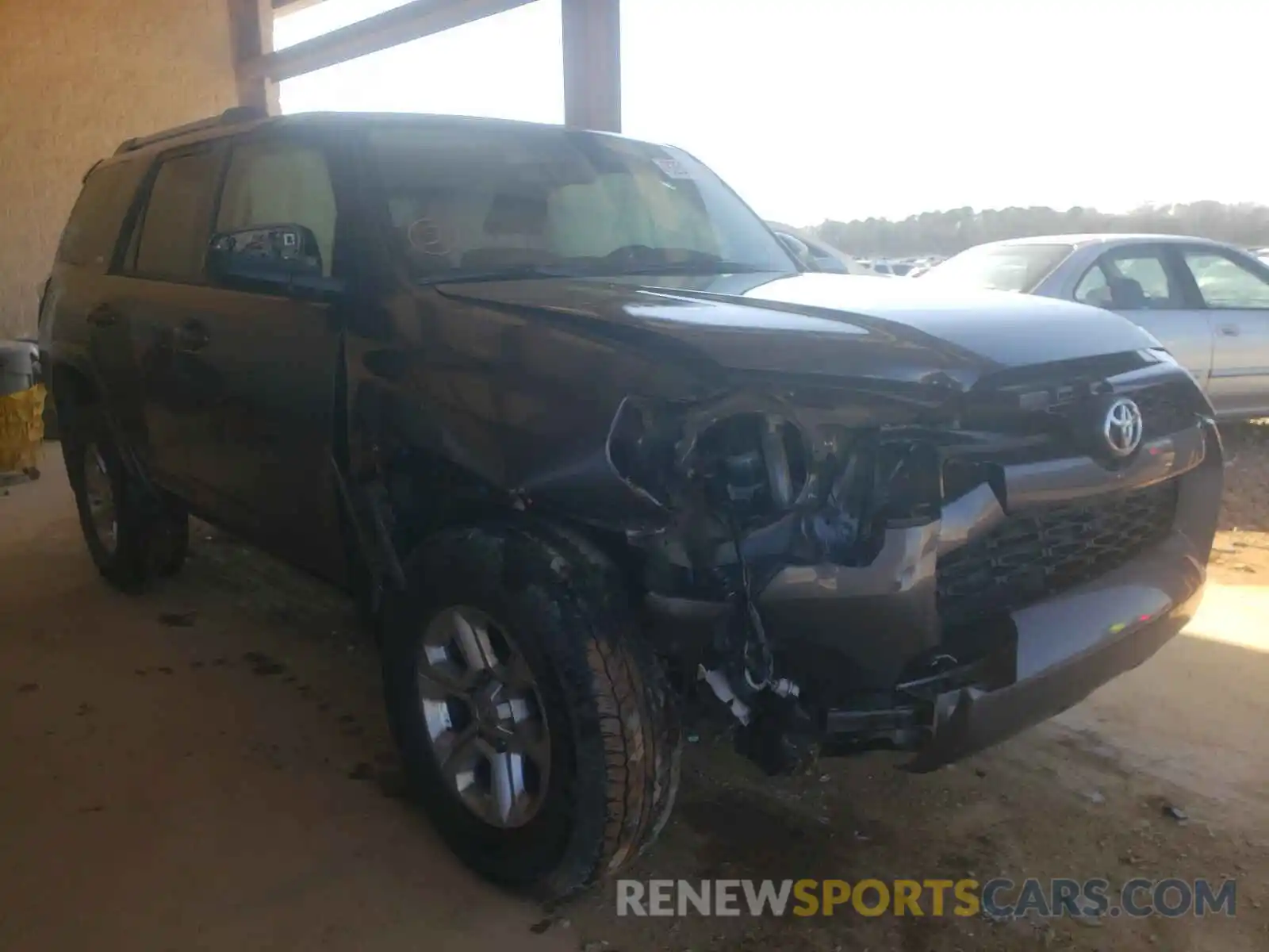 1 Photograph of a damaged car JTEZU5JR4K5206669 TOYOTA 4RUNNER 2019