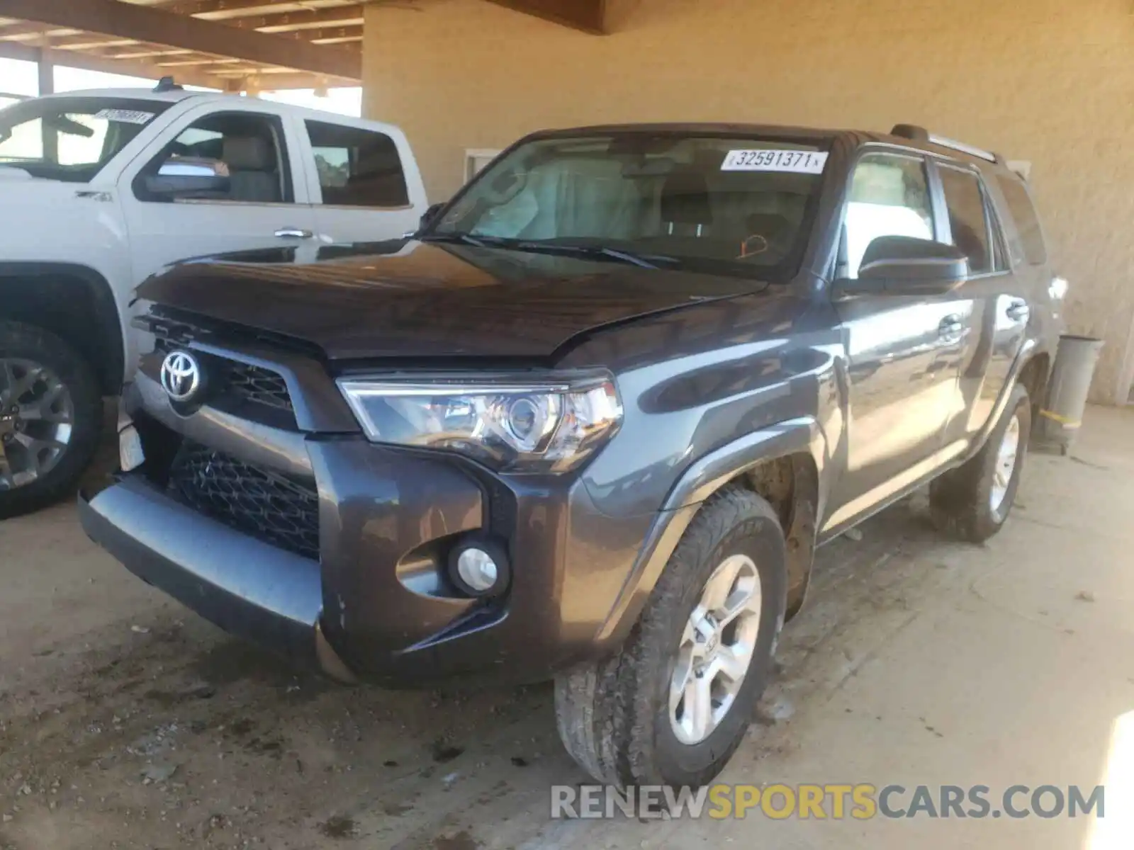 2 Photograph of a damaged car JTEZU5JR4K5206669 TOYOTA 4RUNNER 2019