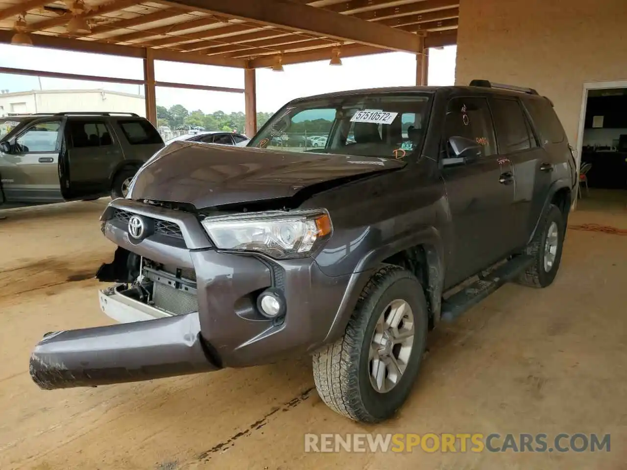 2 Photograph of a damaged car JTEZU5JR4K5208082 TOYOTA 4RUNNER 2019