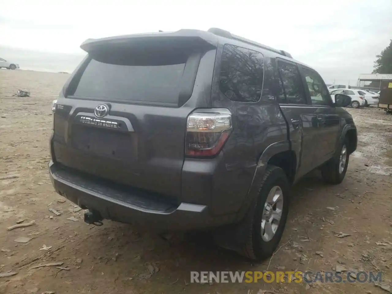 4 Photograph of a damaged car JTEZU5JR4K5209183 TOYOTA 4RUNNER 2019