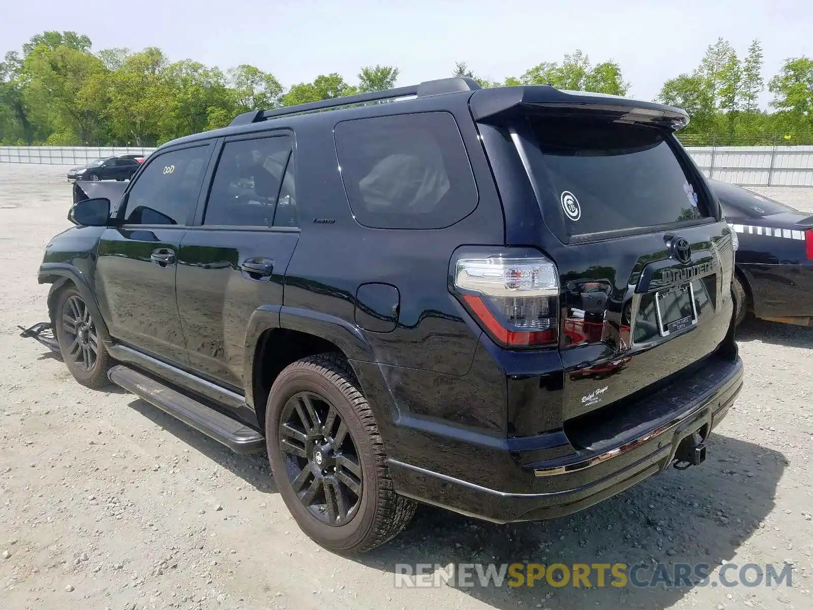 2 Фотография поврежденного автомобиля JTEZU5JR4K5211497 TOYOTA 4RUNNER 2019