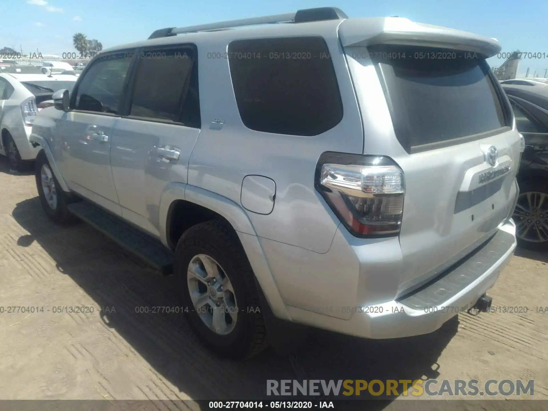 3 Photograph of a damaged car JTEZU5JR4K5212570 TOYOTA 4RUNNER 2019