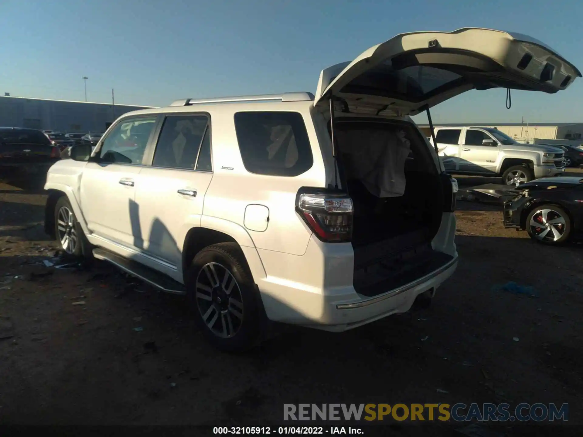 3 Photograph of a damaged car JTEZU5JR4K5212844 TOYOTA 4RUNNER 2019