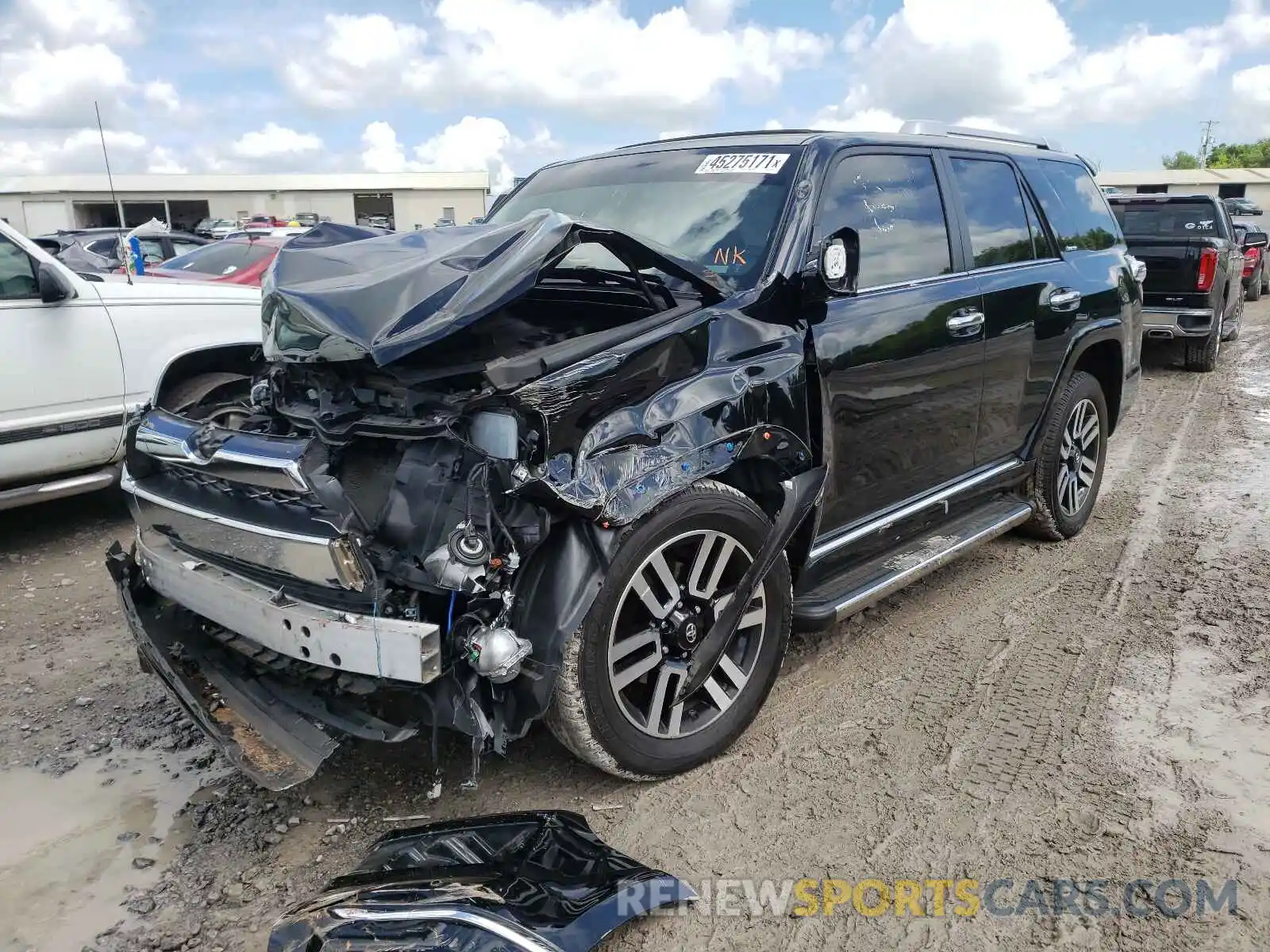 2 Photograph of a damaged car JTEZU5JR5K5193138 TOYOTA 4RUNNER 2019