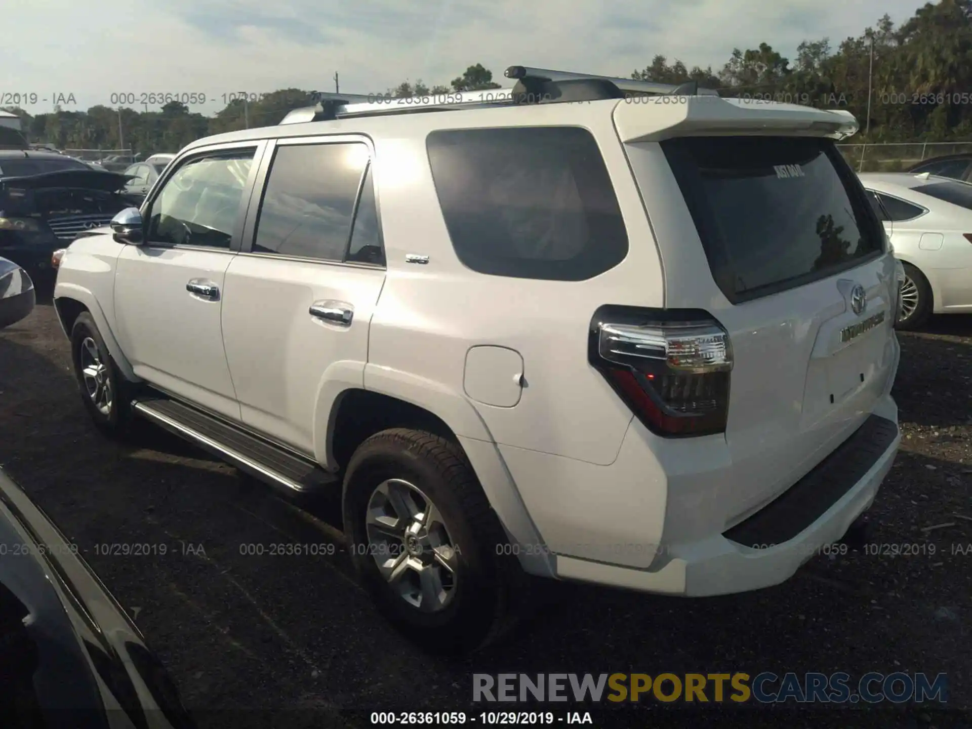 3 Photograph of a damaged car JTEZU5JR5K5194371 TOYOTA 4RUNNER 2019