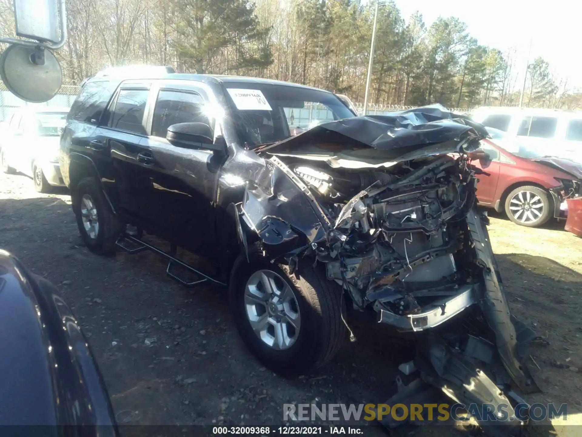 1 Photograph of a damaged car JTEZU5JR5K5194385 TOYOTA 4RUNNER 2019