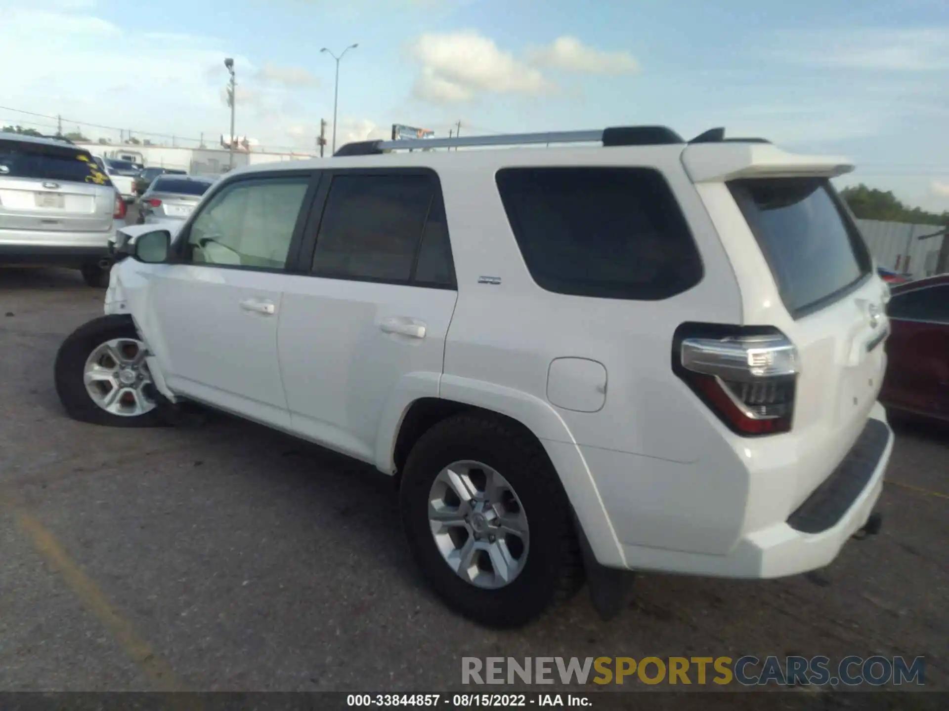 3 Photograph of a damaged car JTEZU5JR5K5195441 TOYOTA 4RUNNER 2019